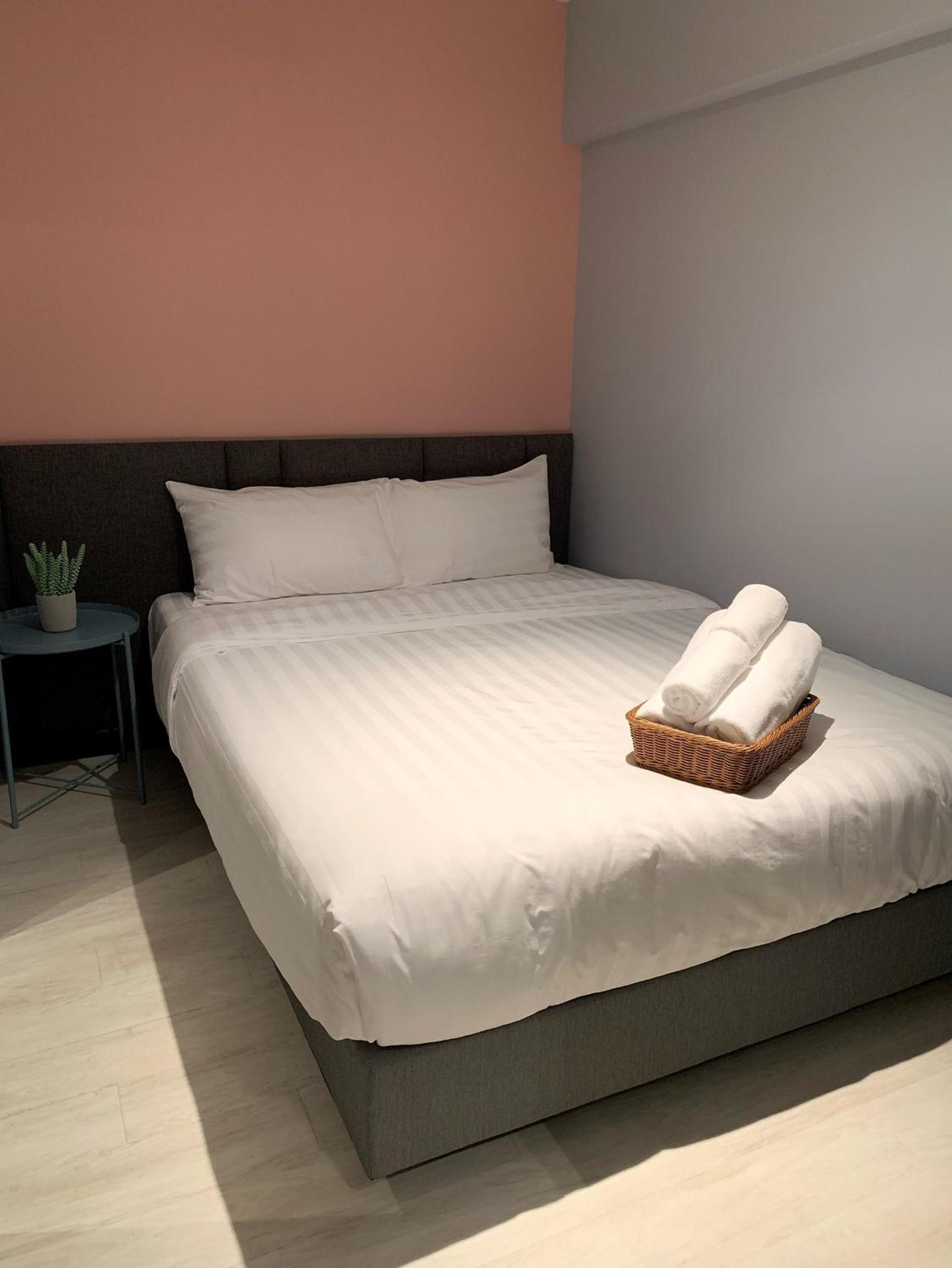 King Room with Two King Beds - Photo 25