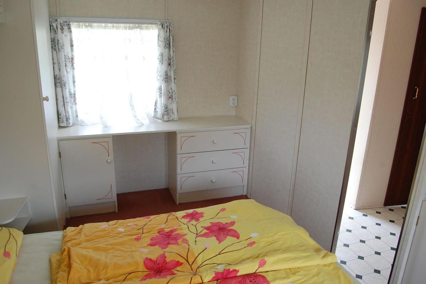 One-Bedroom House photo 3