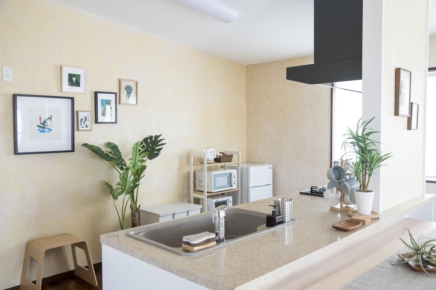 Three-Bedroom Apartment - Photo 67