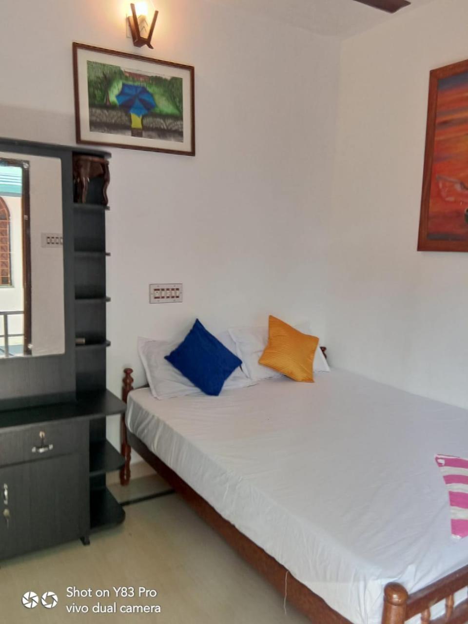 Double or Twin Room with Bathroom