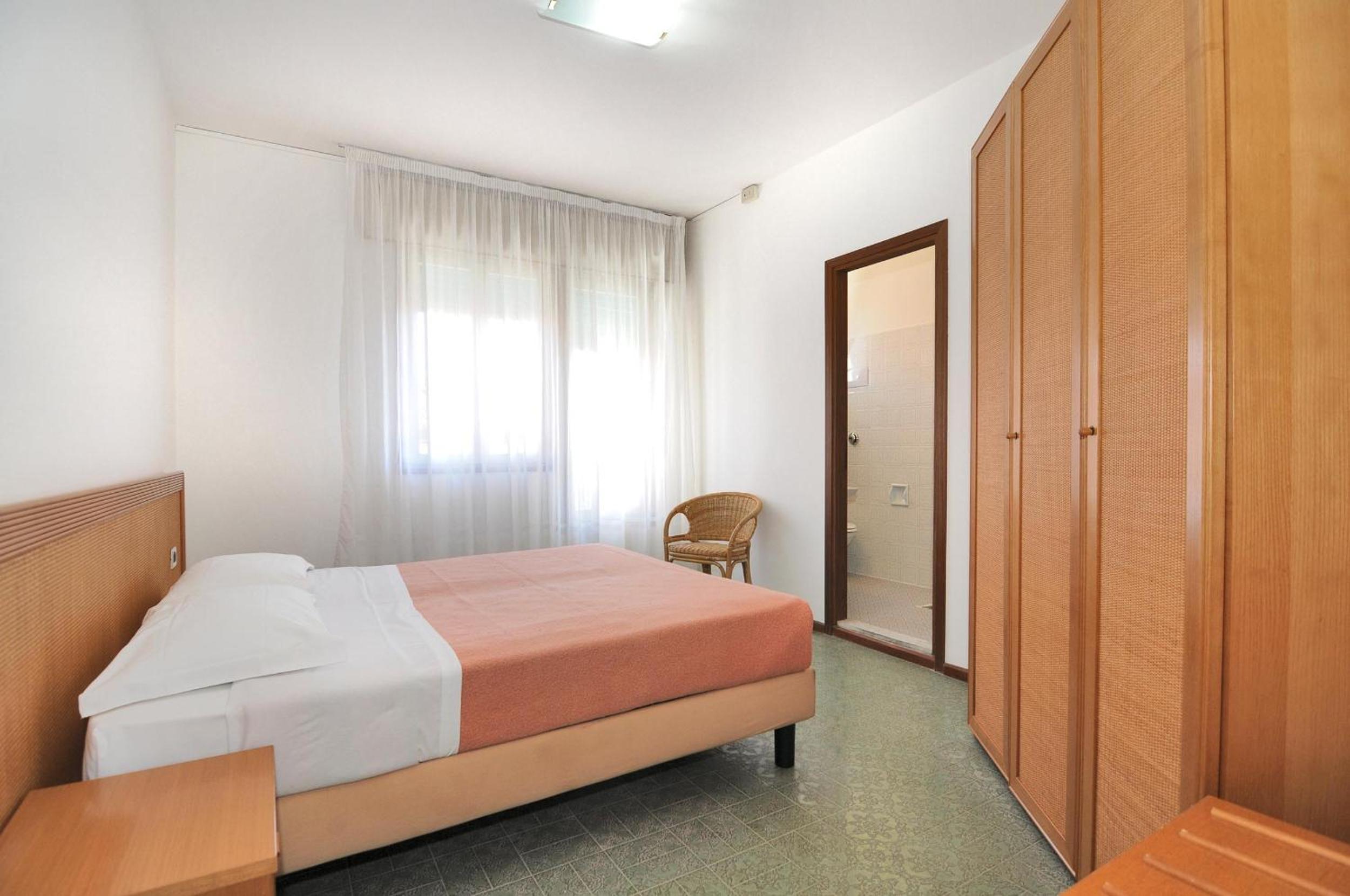 Economy Double or Twin Room - Photo 31