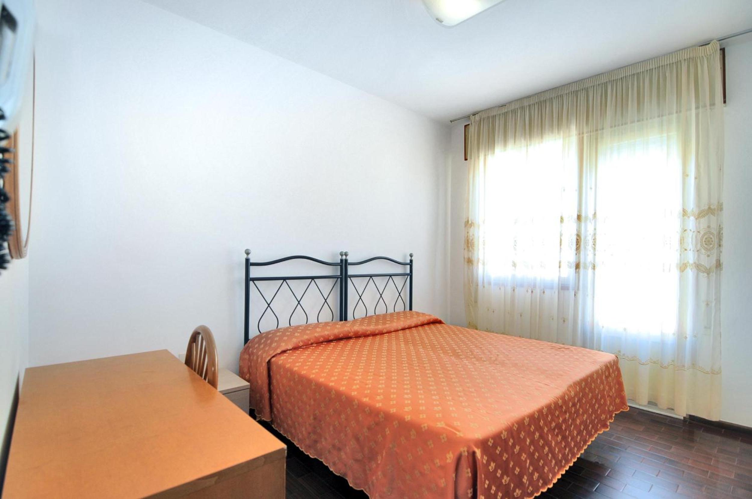 Economy Double or Twin Room - Photo 2