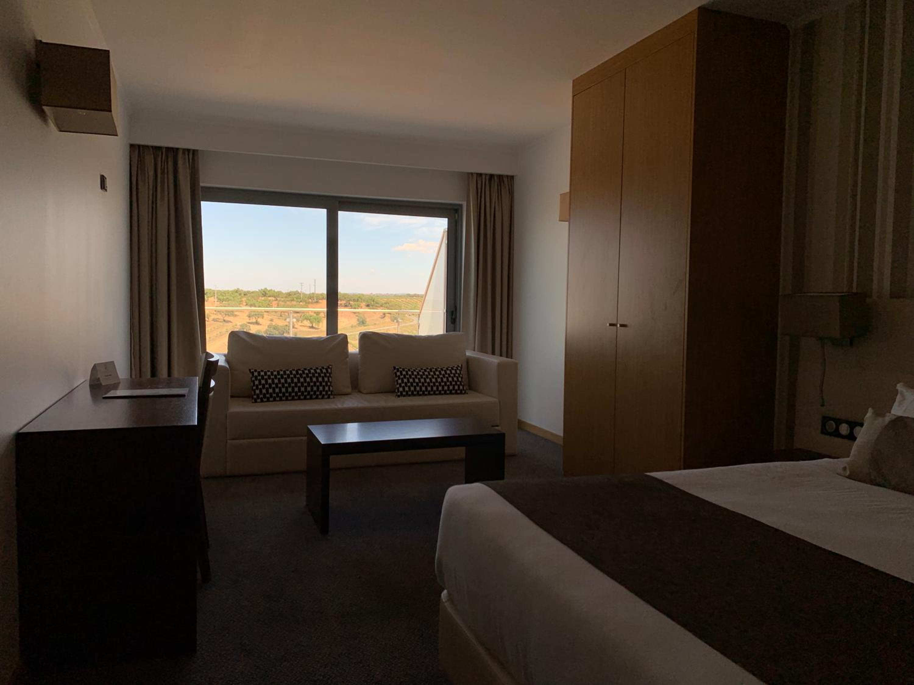 Superior Suite with countryside view - Photo 2