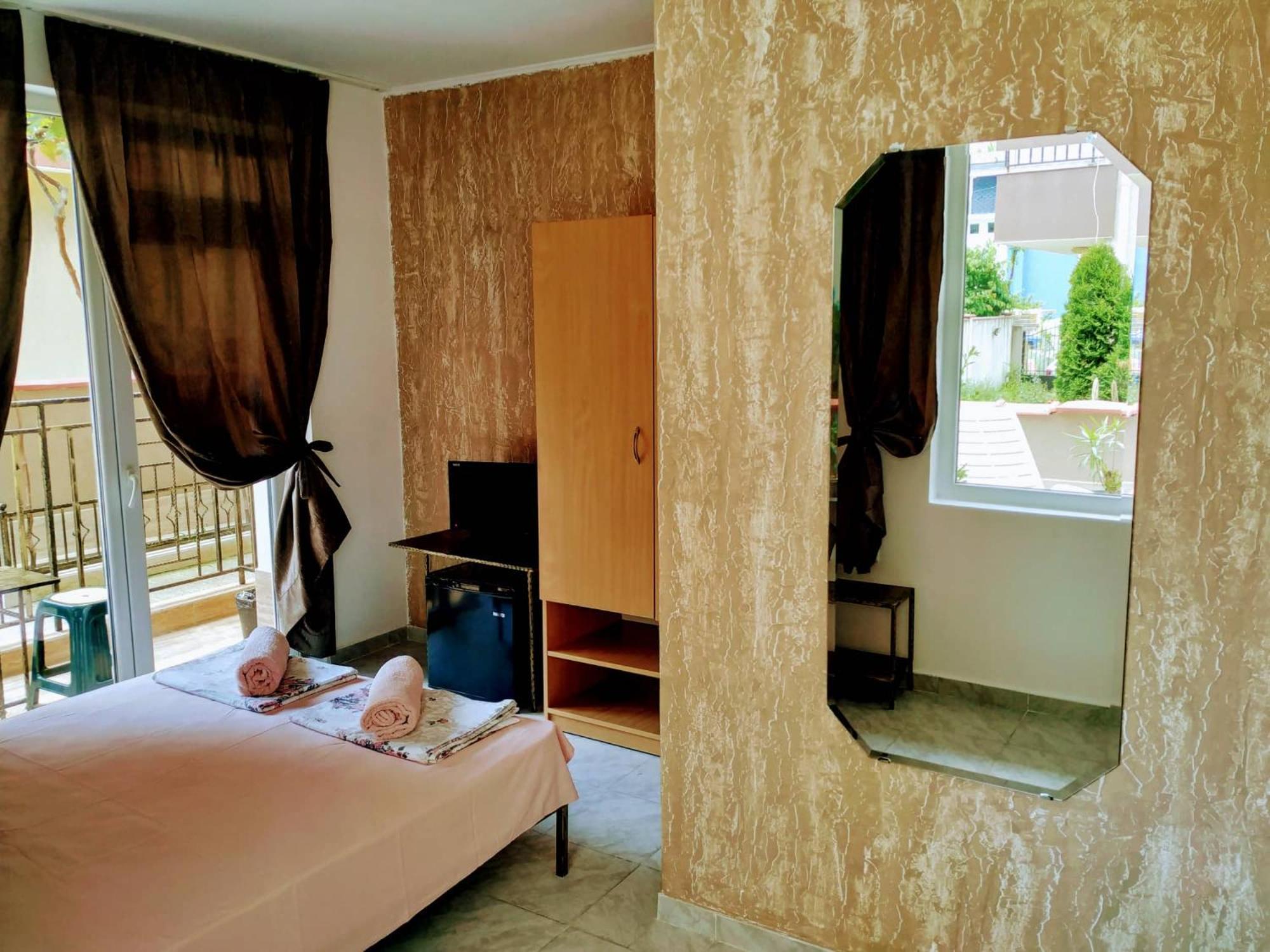 Economy Double Room