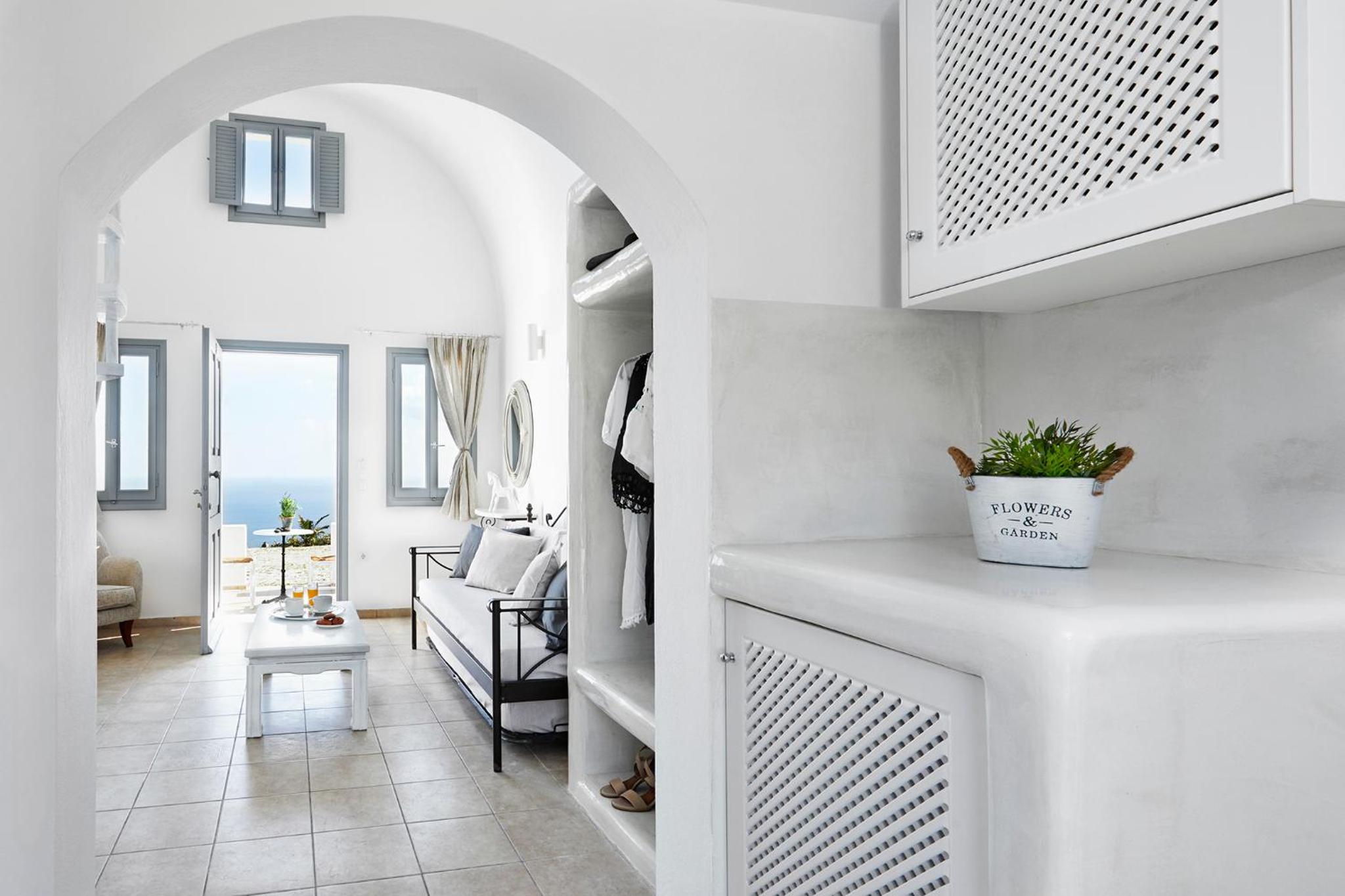 Family Room with Sea View