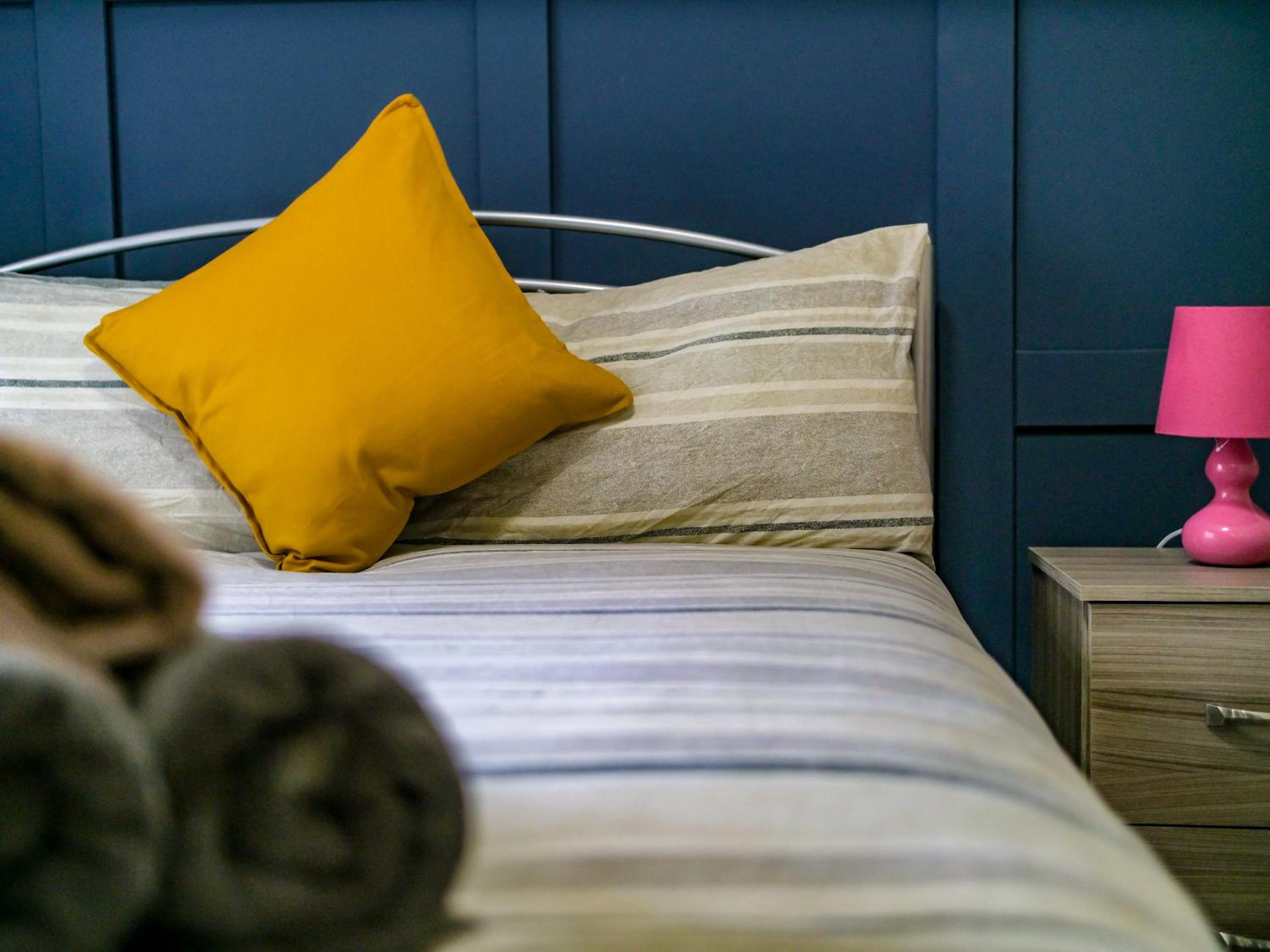Studio Apartment - Photo 2