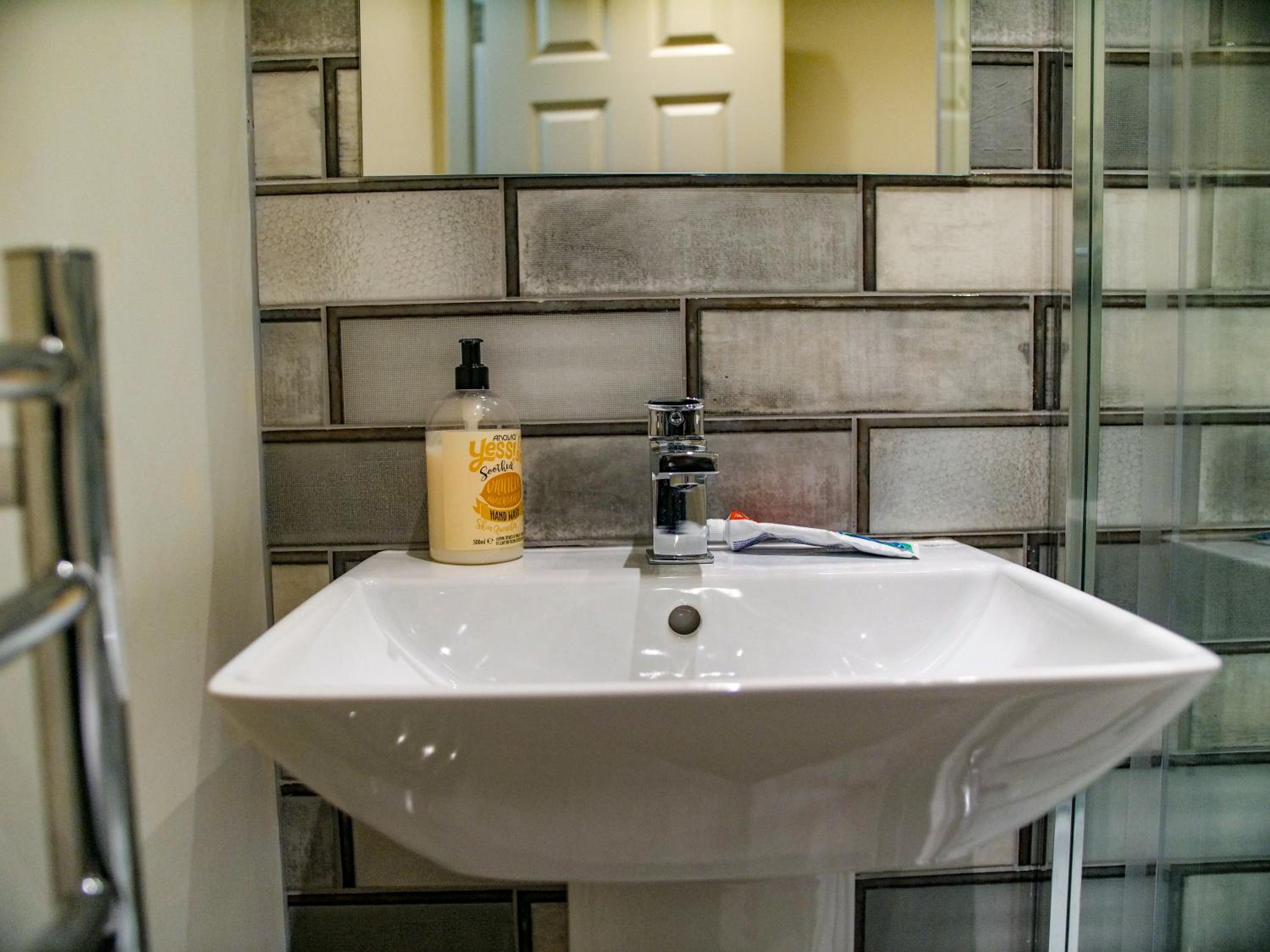 Superior Apartment - Photo 8