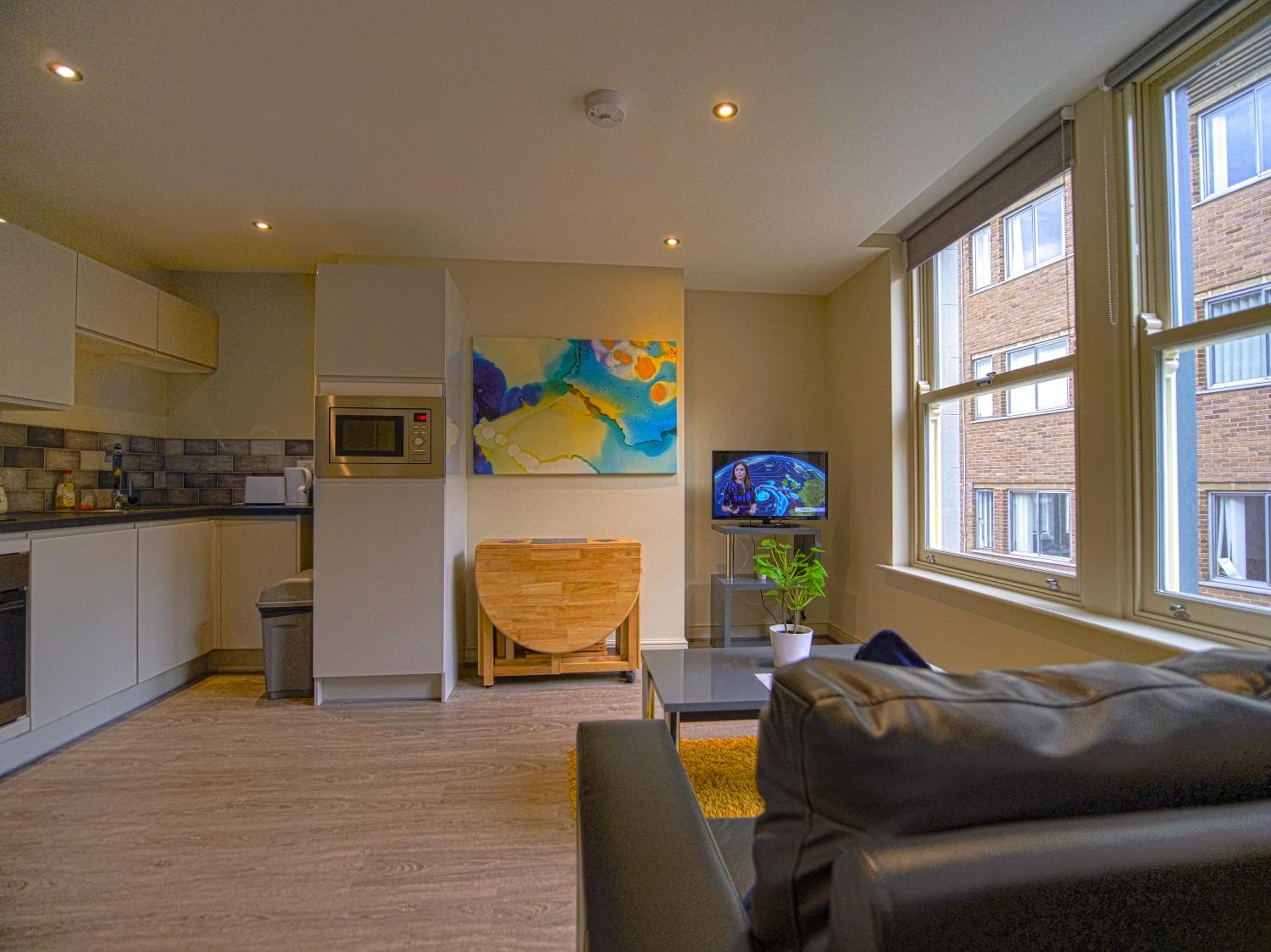 Studio Apartment - Photo 7
