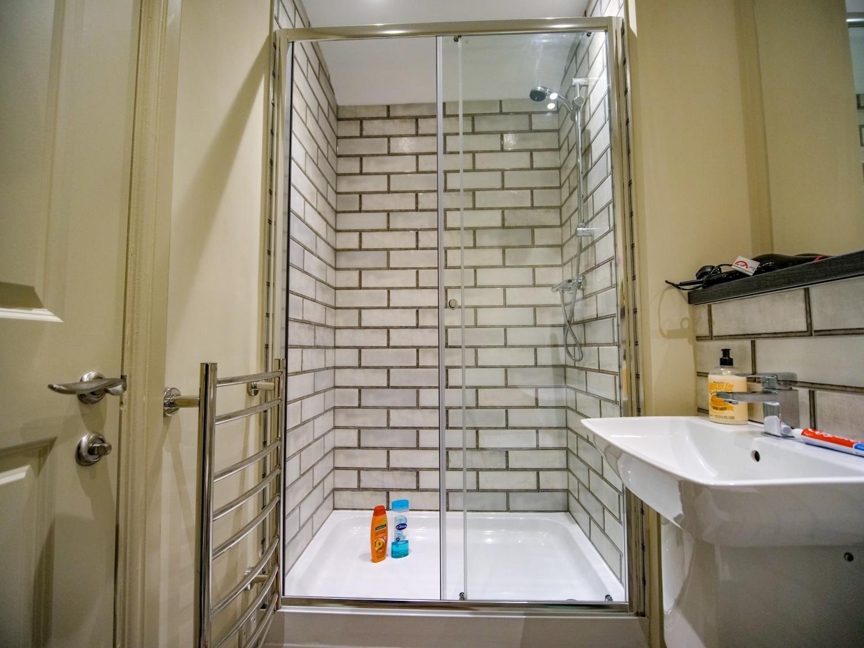 Apartment - Photo 23