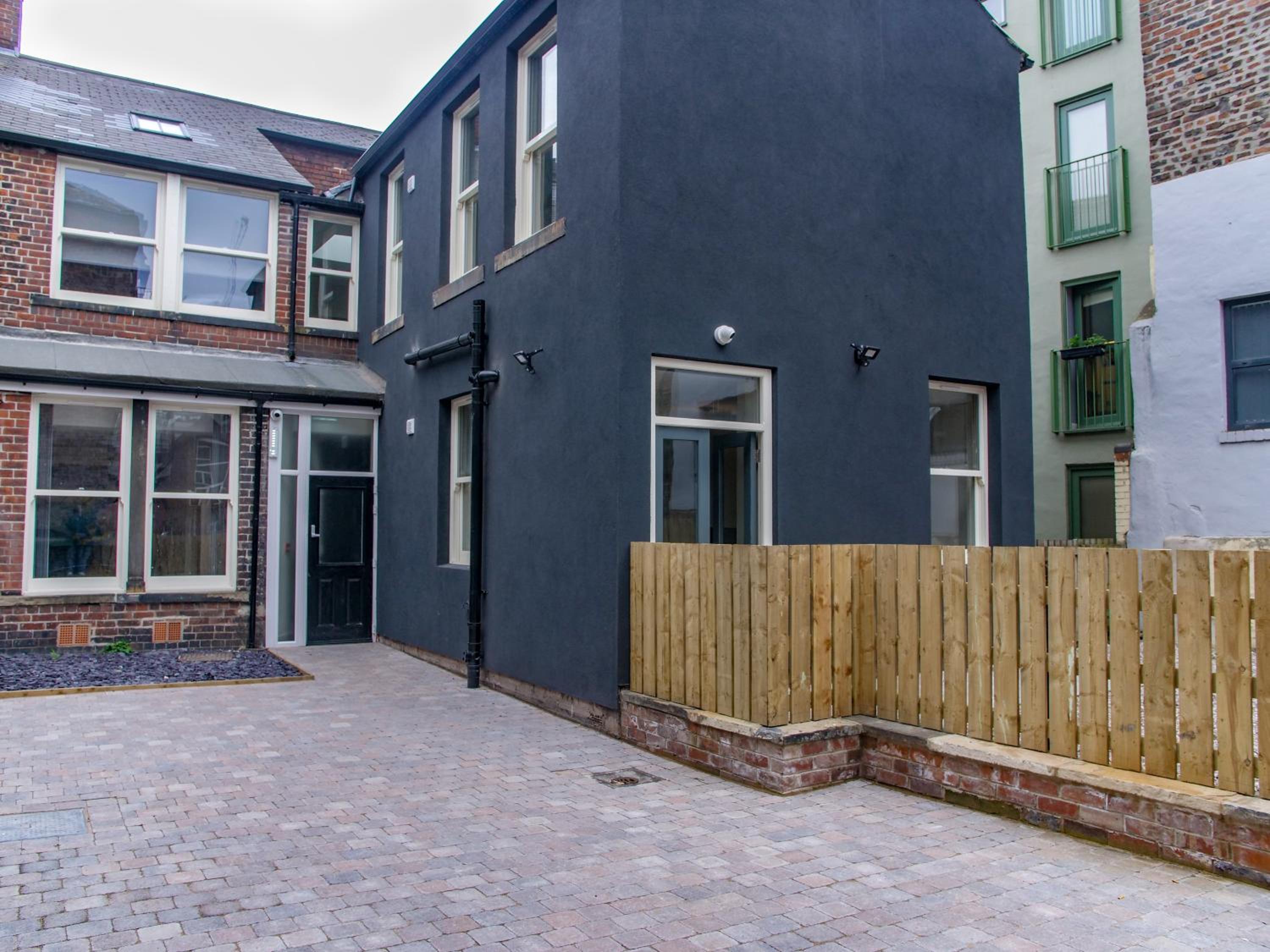 Superior Apartment - Photo 25
