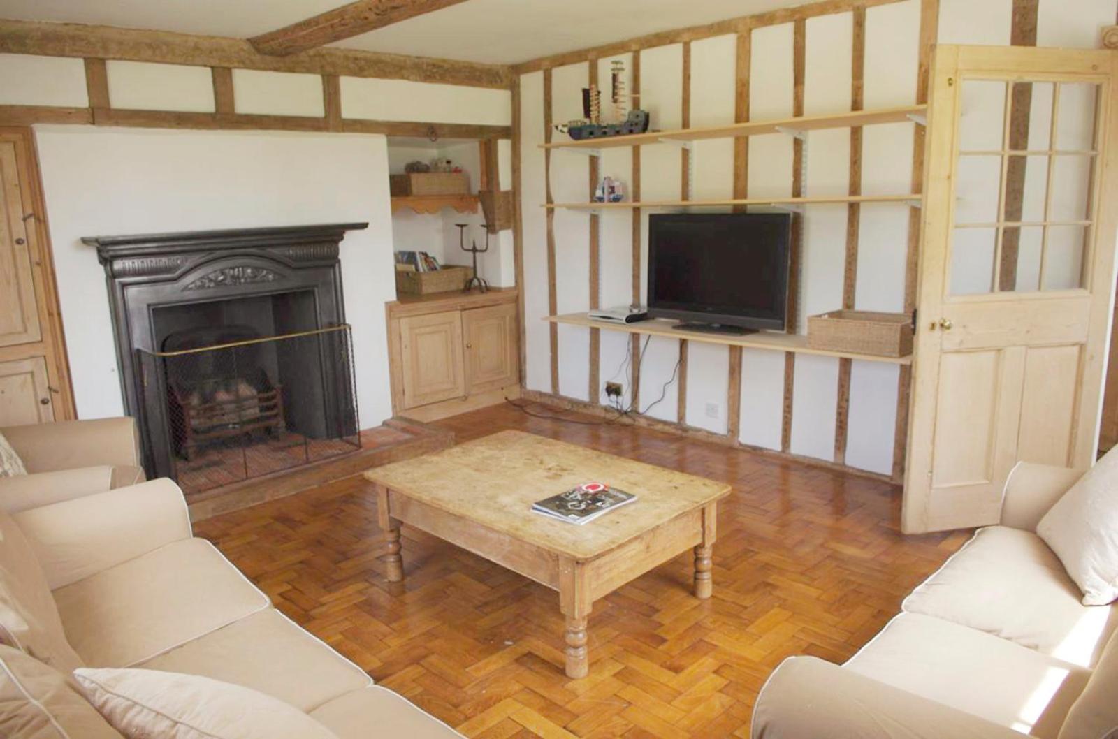 Four-Bedroom House photo 1