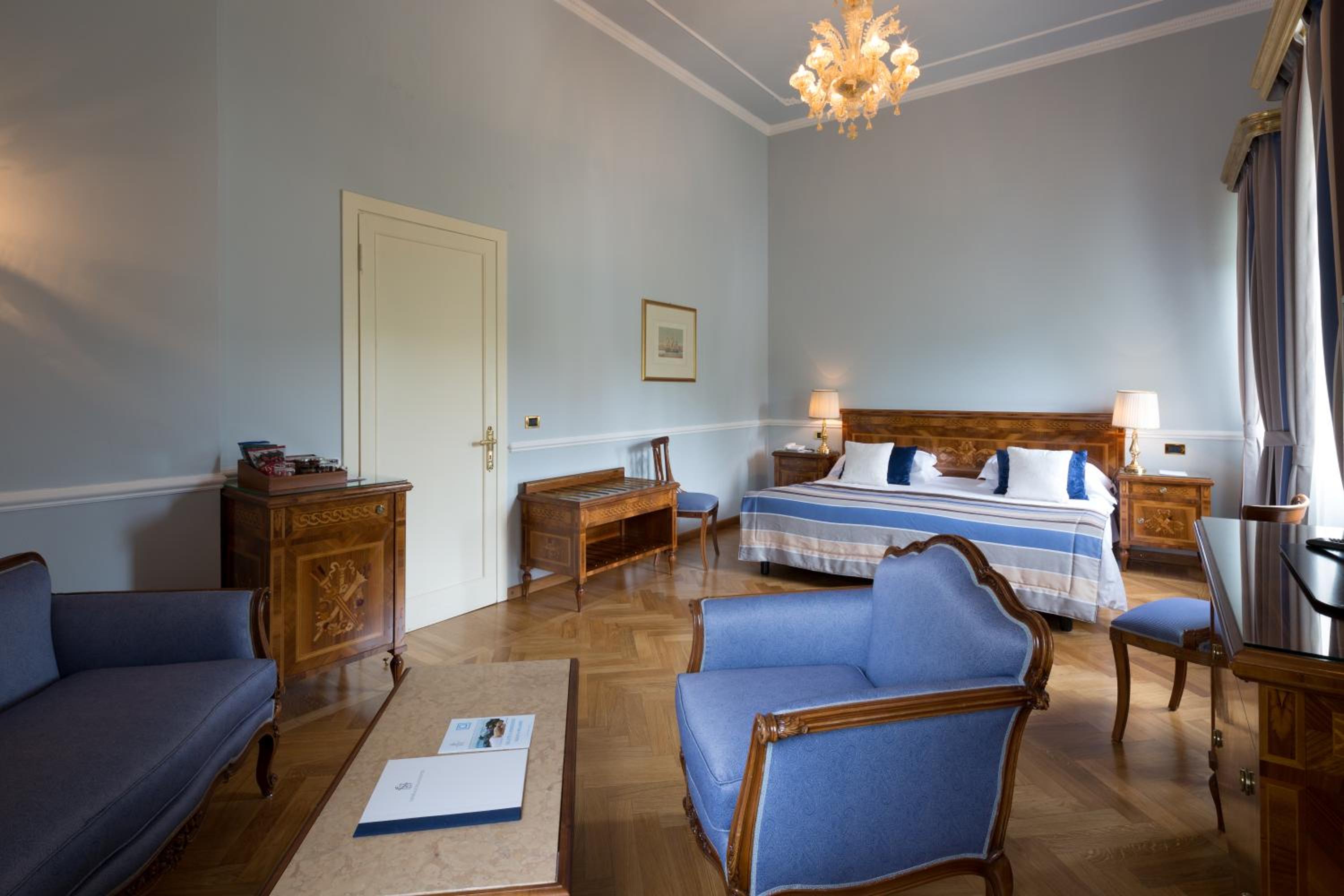 Superior Double or Twin Room - Photo 1
