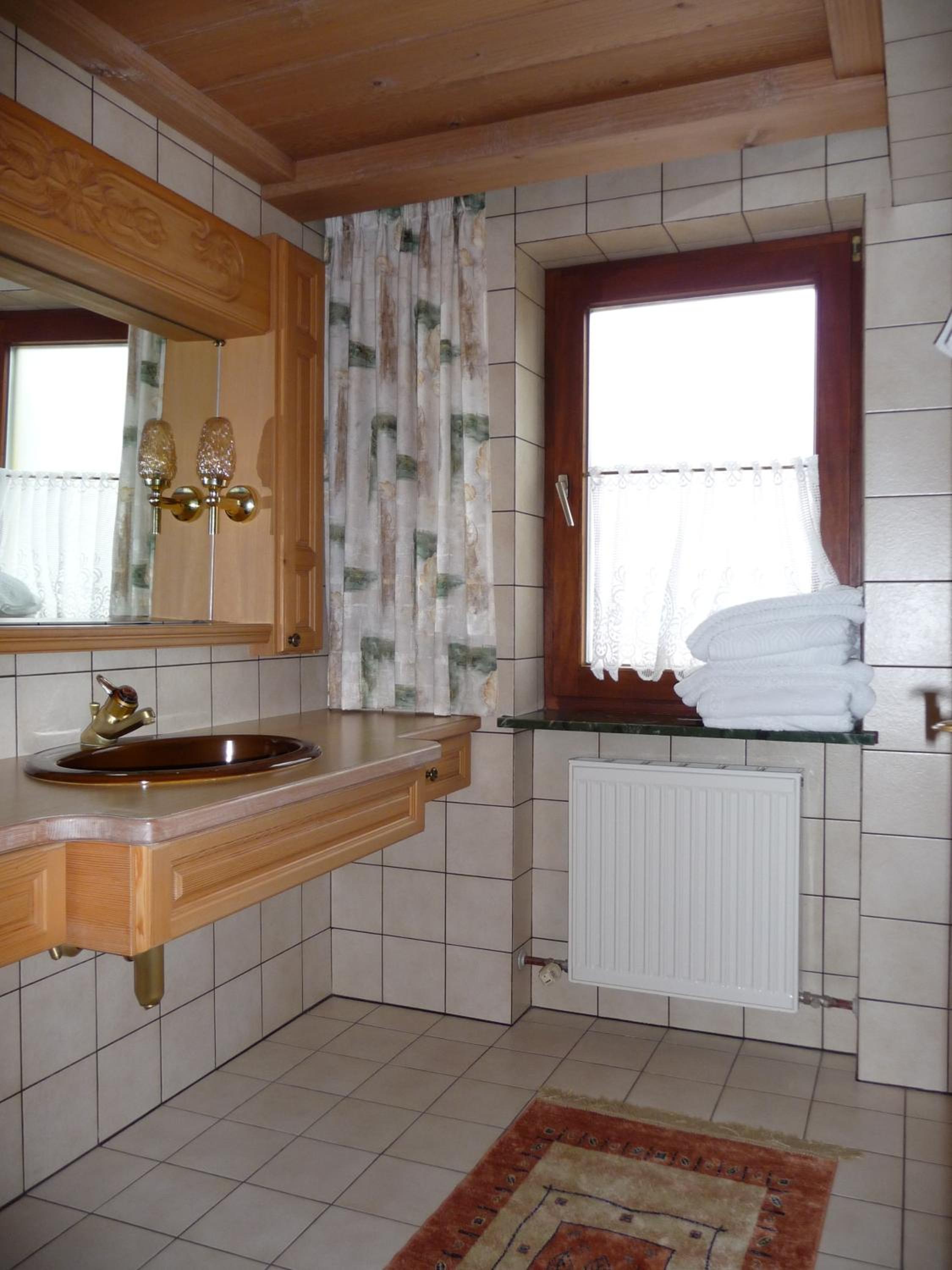 One-Bedroom Apartment with Balcony photo 3