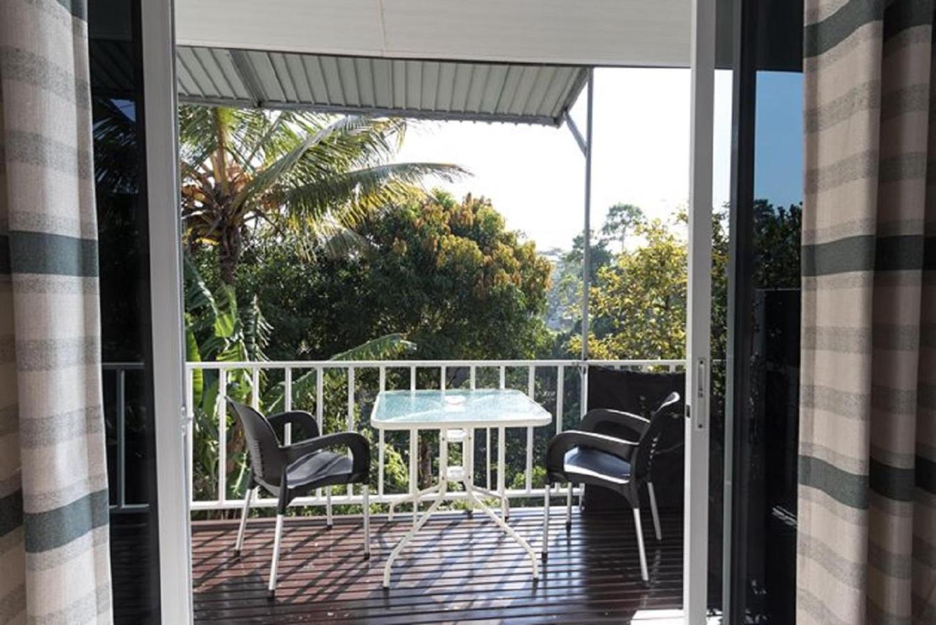 Deluxe Double Room with Balcony photo 2