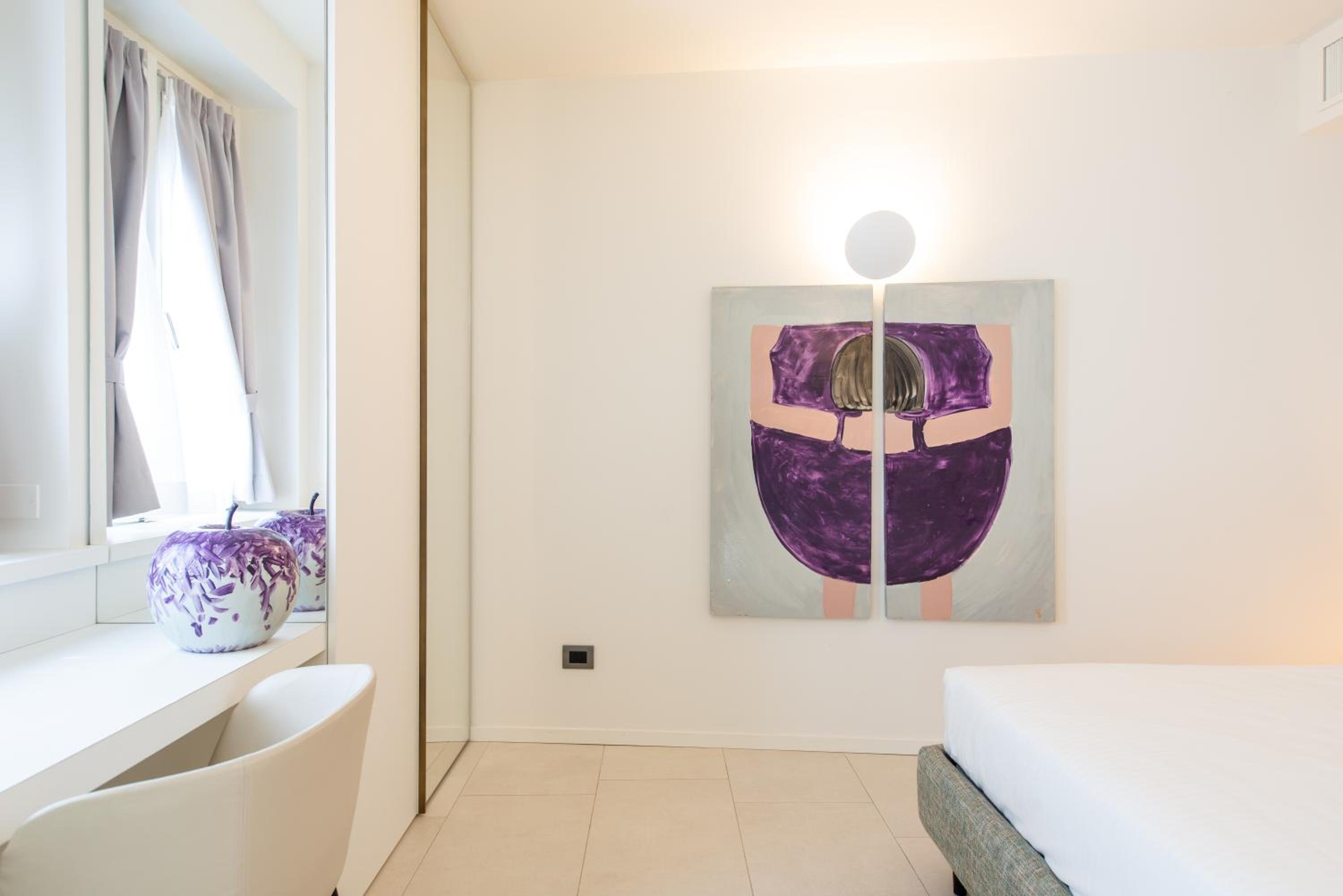 Deluxe Double Room - Photo 20