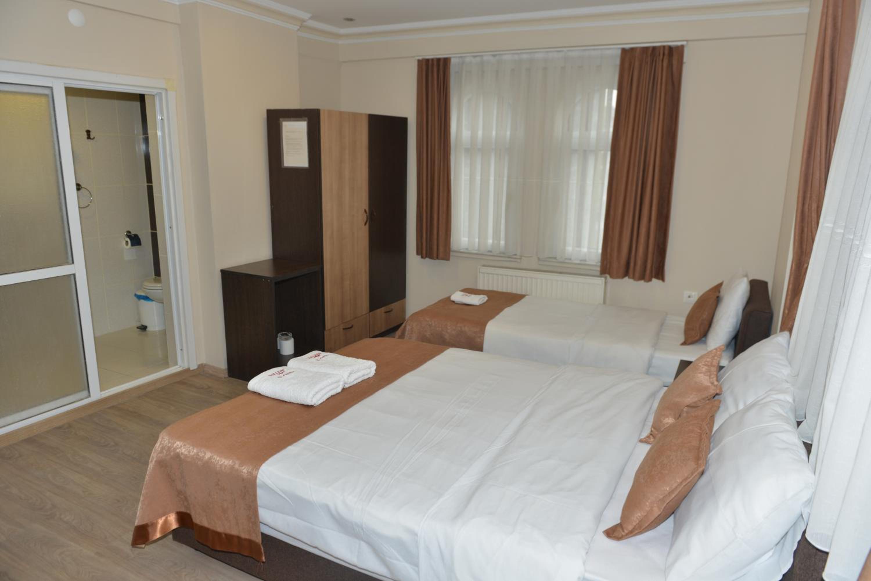 Deluxe Triple Room photo 1