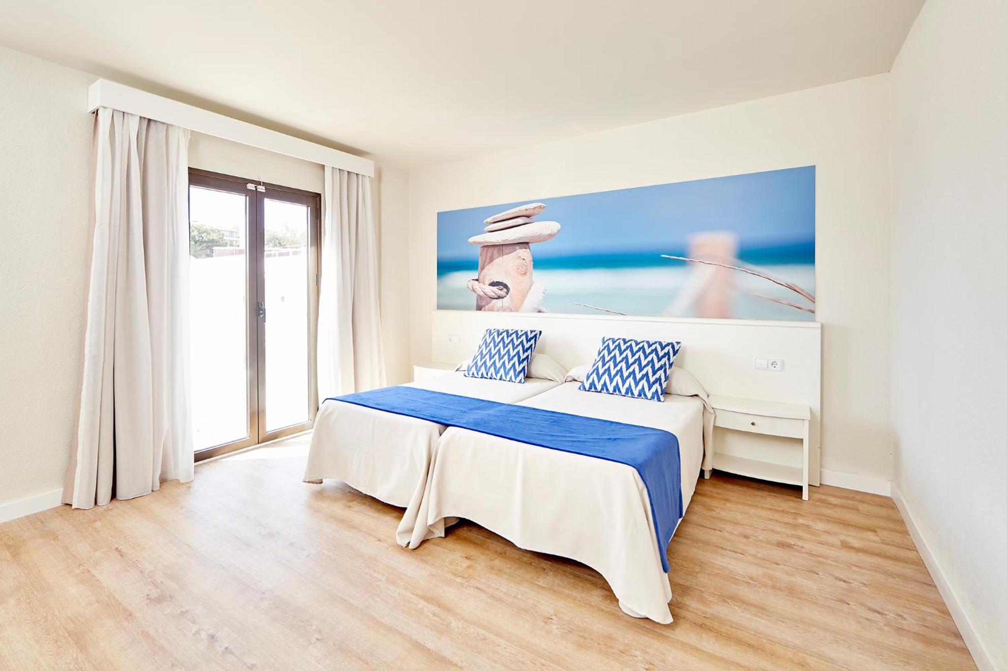 Classic Triple Room photo 2
