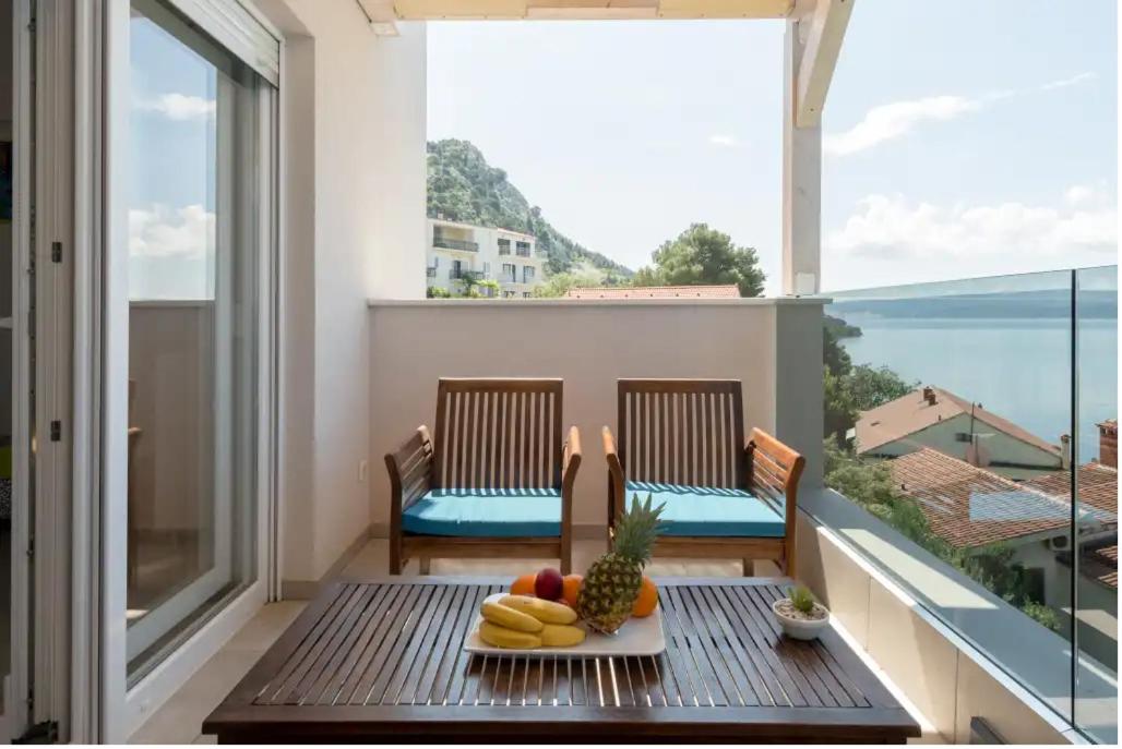 Apartment with Sea View photo 2