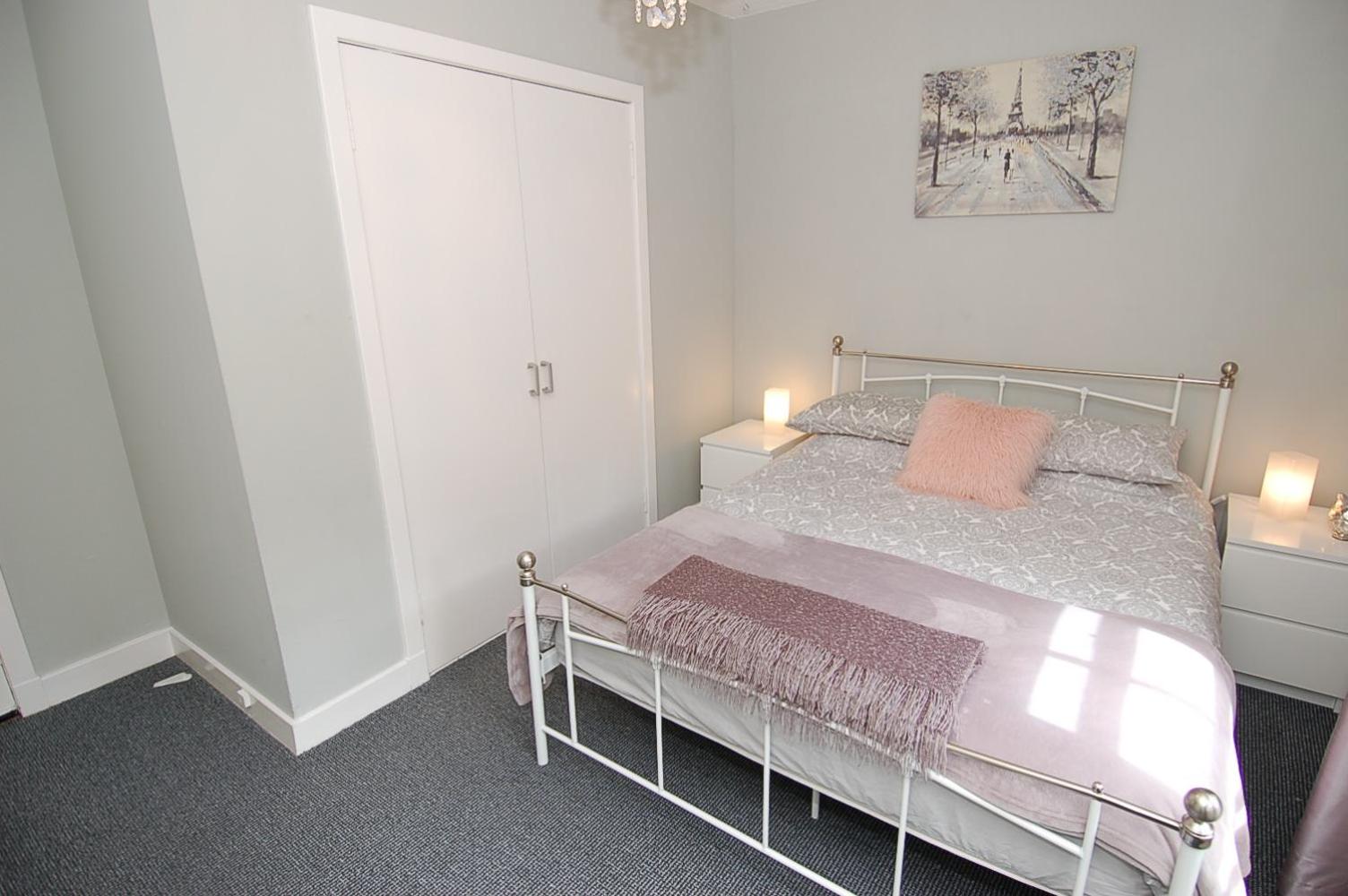Apartment - Photo 11