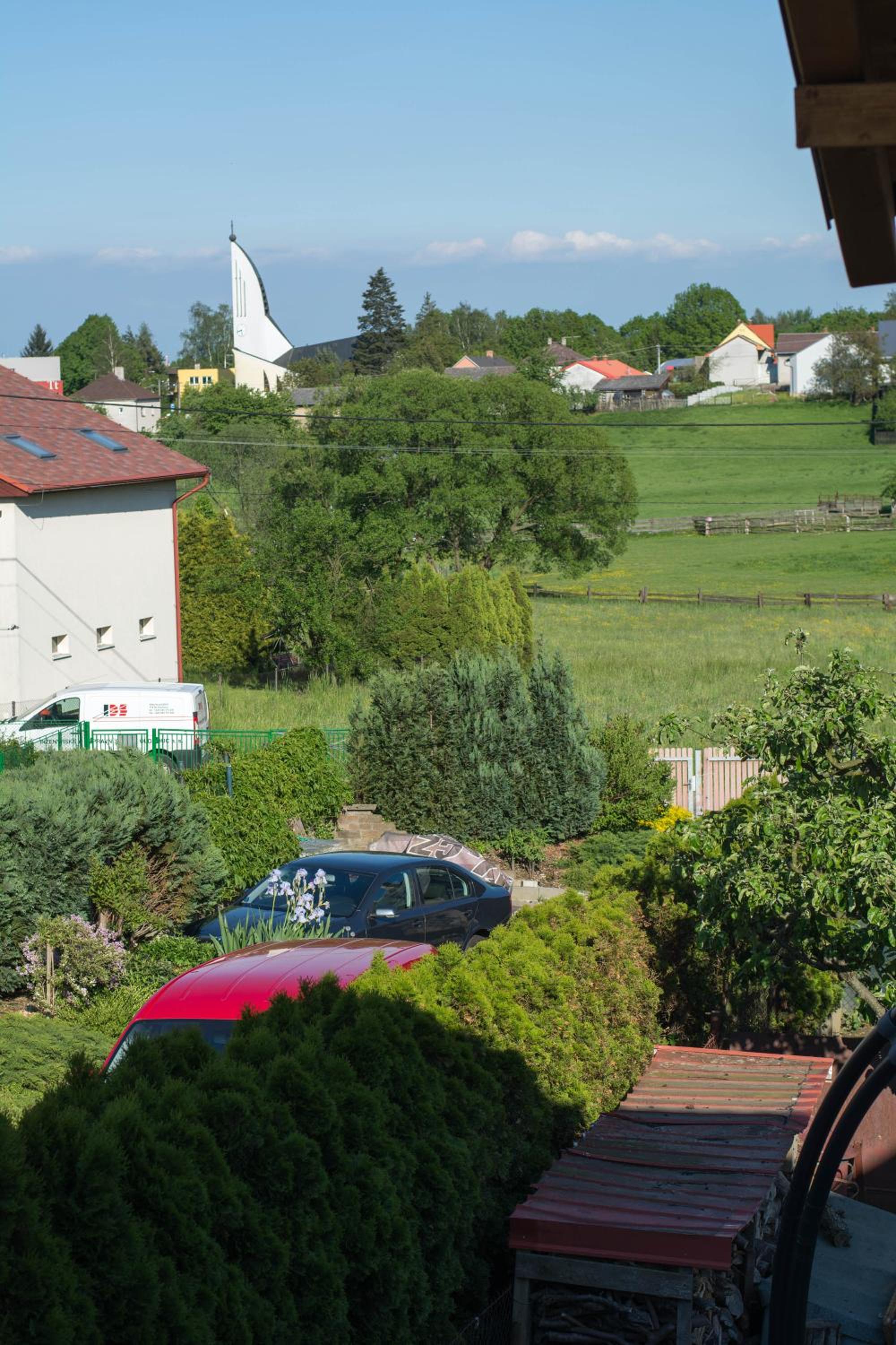 One-Bedroom Apartment with Garden View photo 3