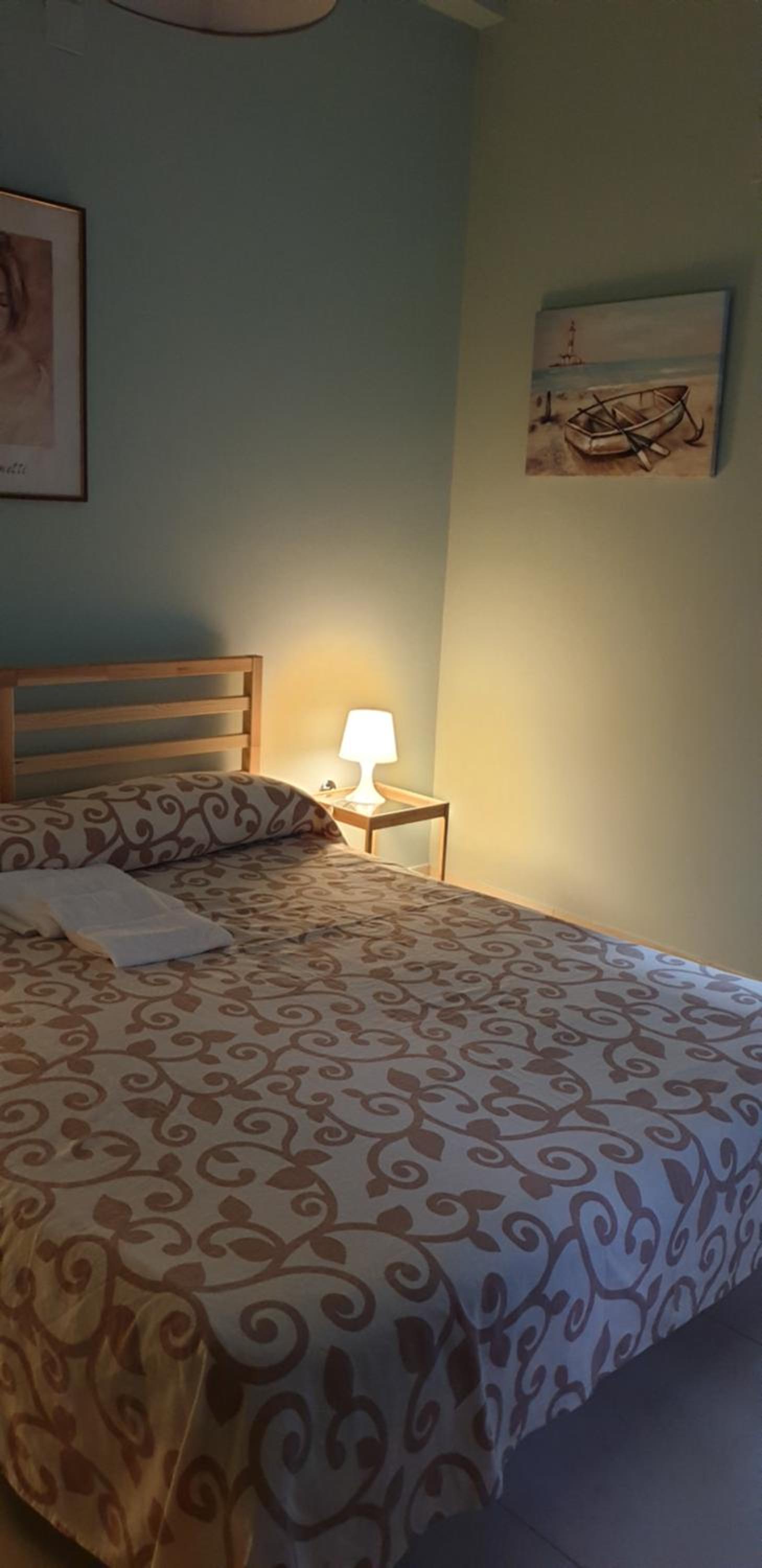 Deluxe Room (2 Adults + 1 Child) - Photo 14