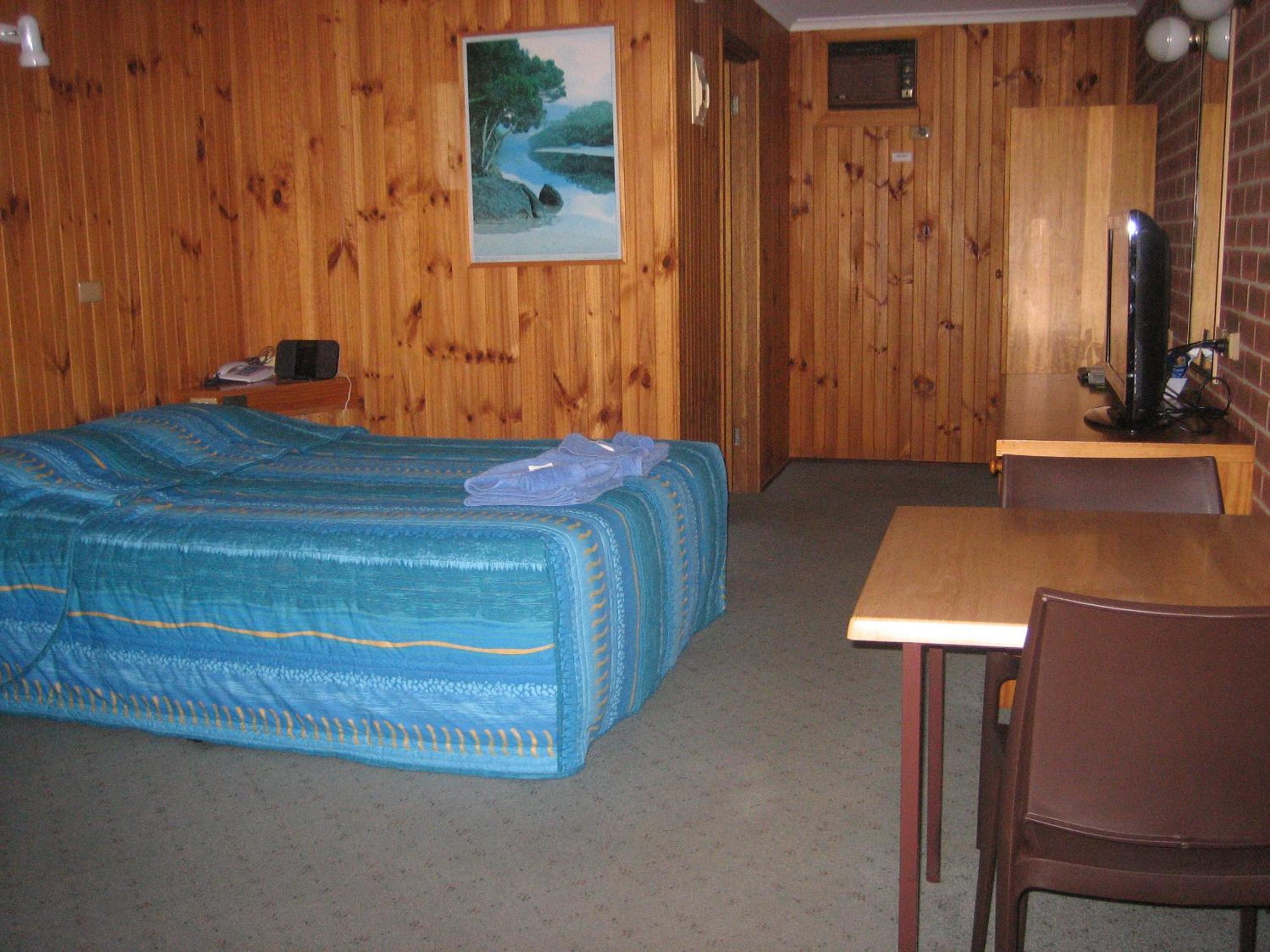 Queen Room photo 3