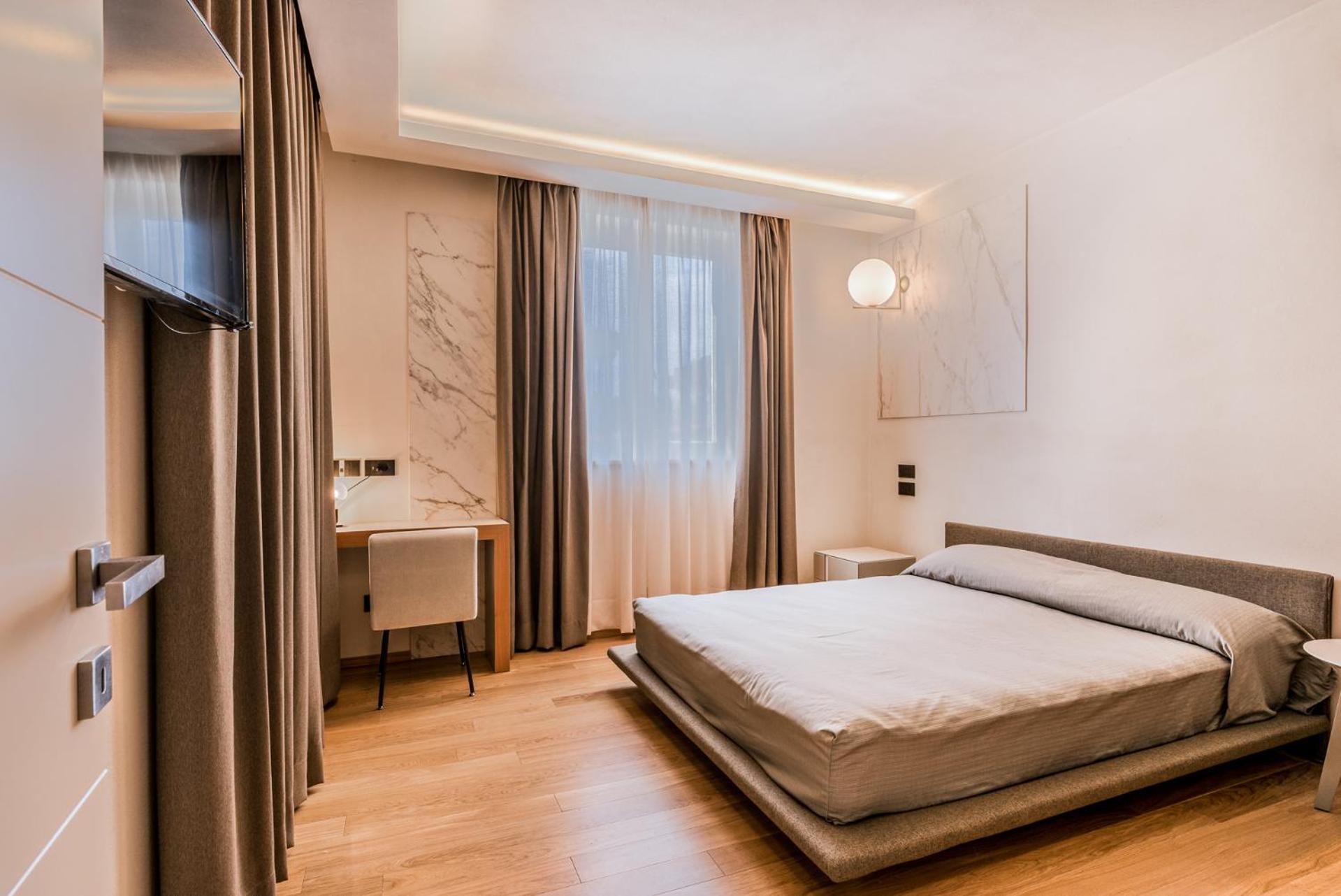 Family Suite with Balcony photo 3