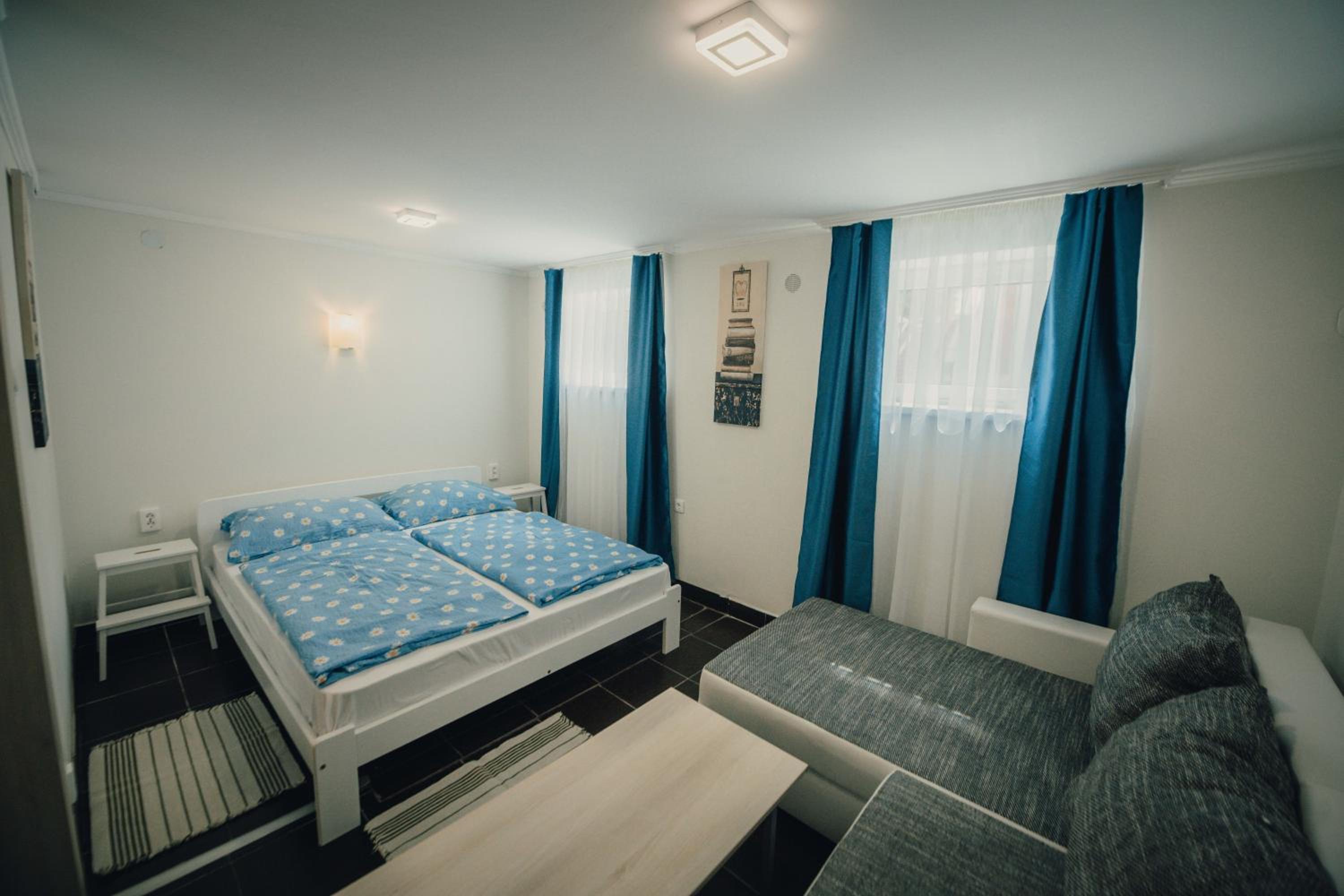 Double or Twin Room - Photo 1