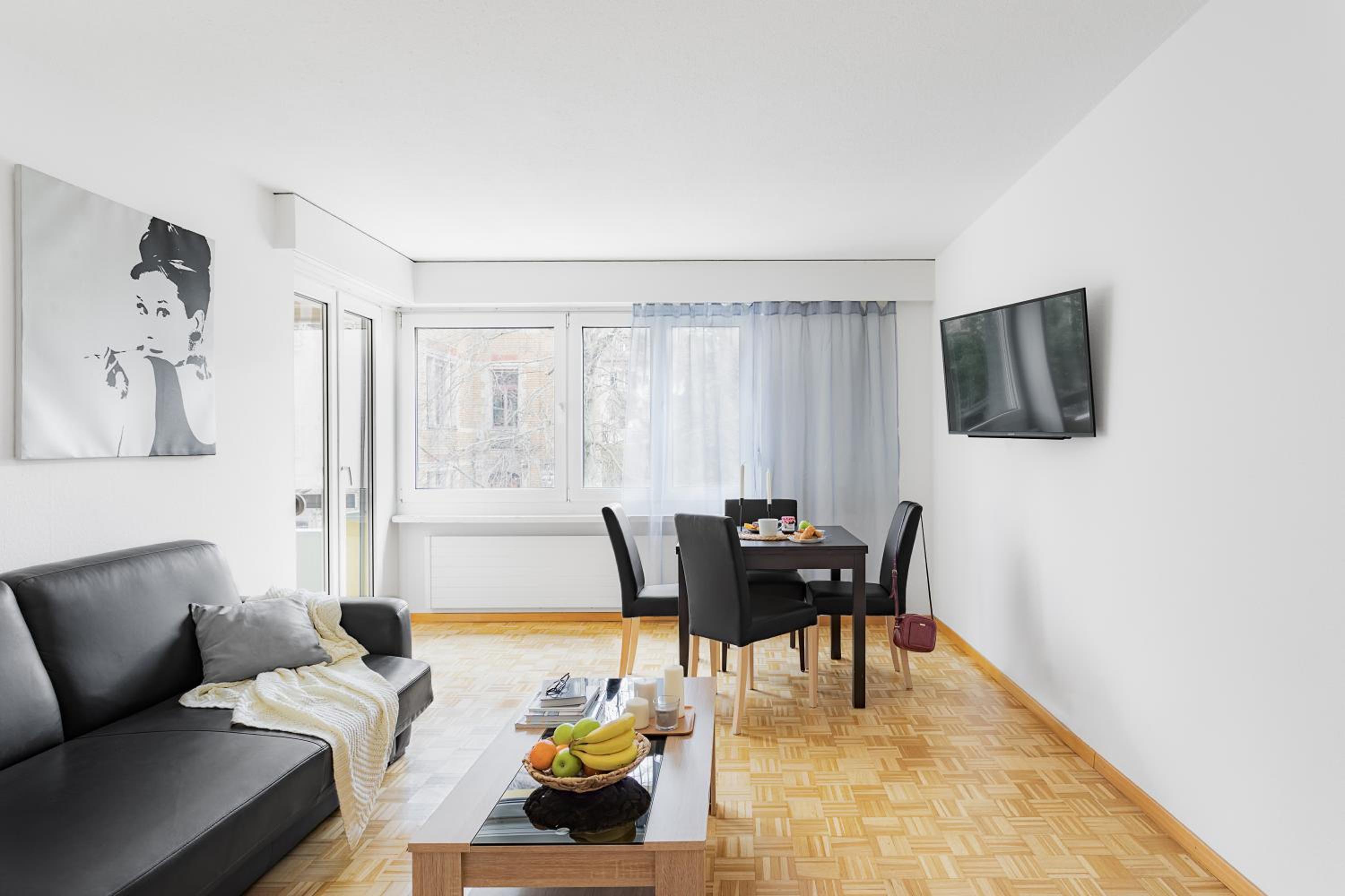 Two-Bedroom Apartment (4 Adults)