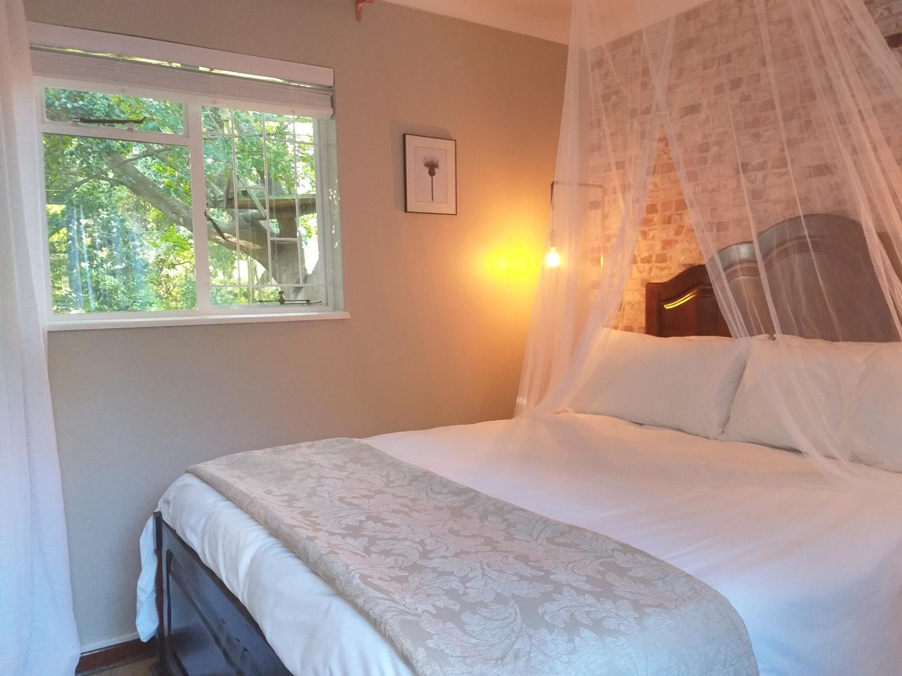 Double Room - Photo 14