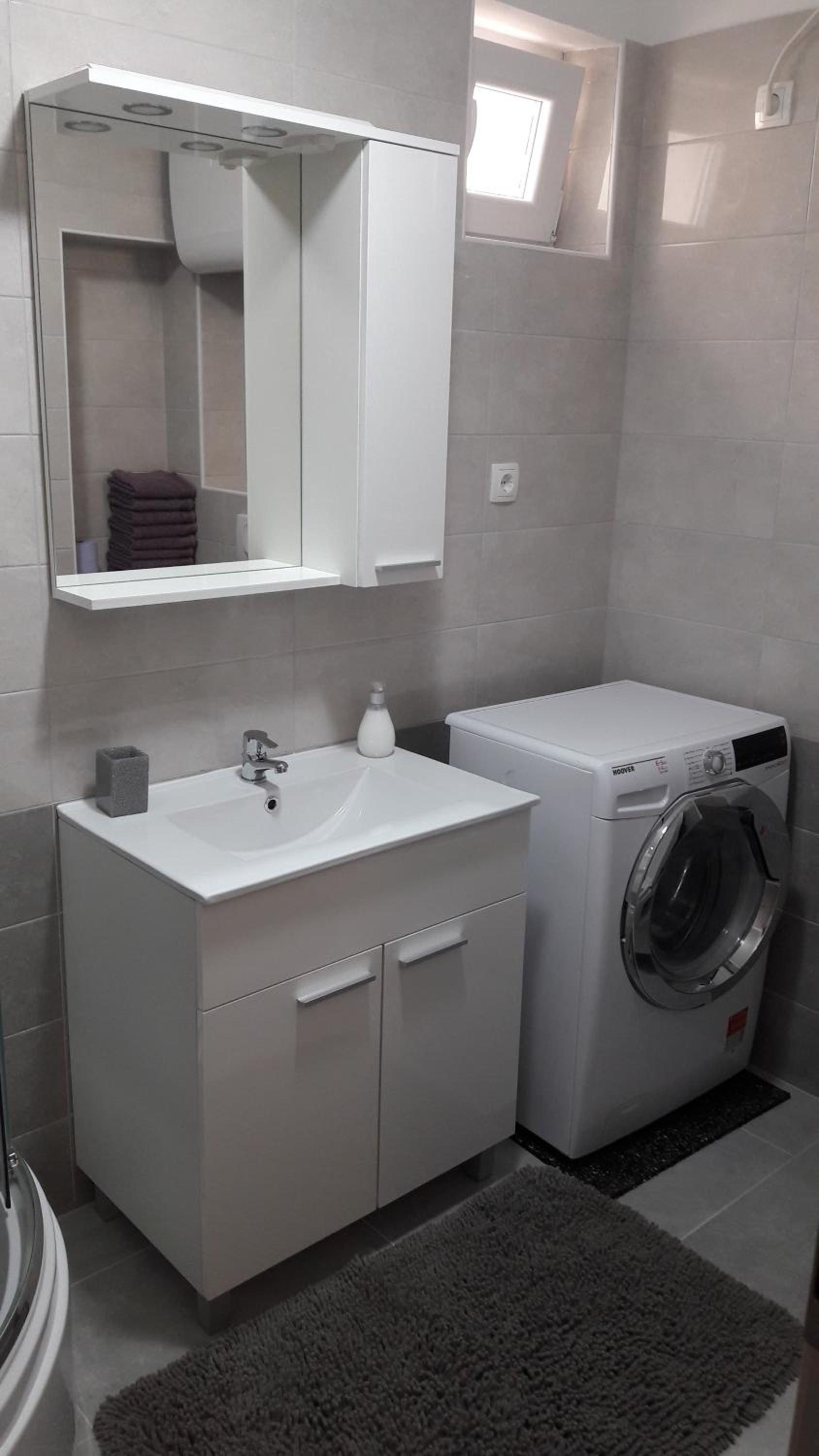 Studio Apartment photo 3