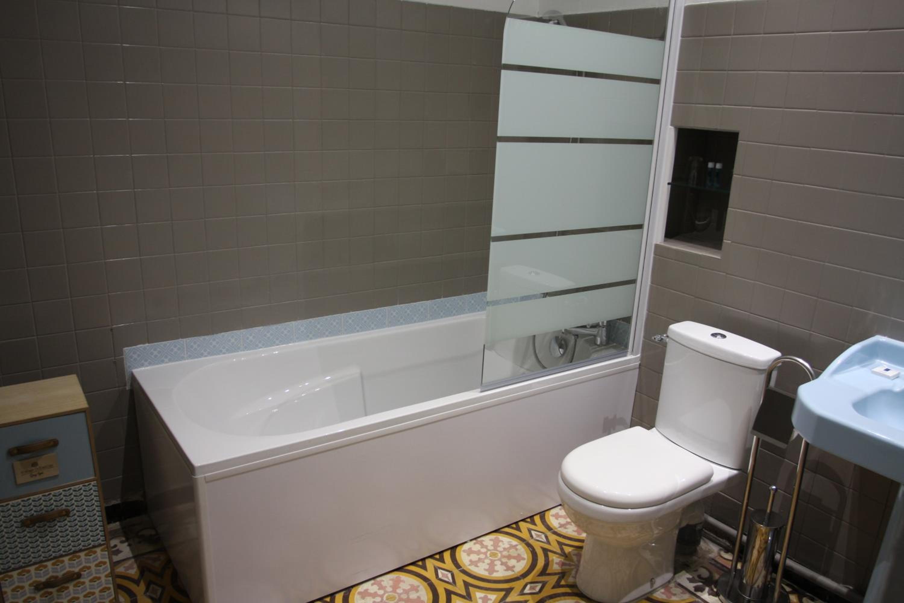 Double Room with Garden View - Photo 2