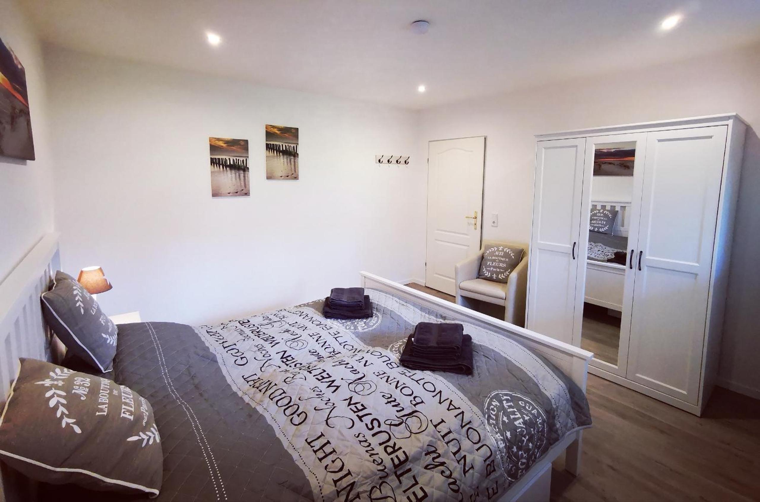 Apartment with Terrace photo 2