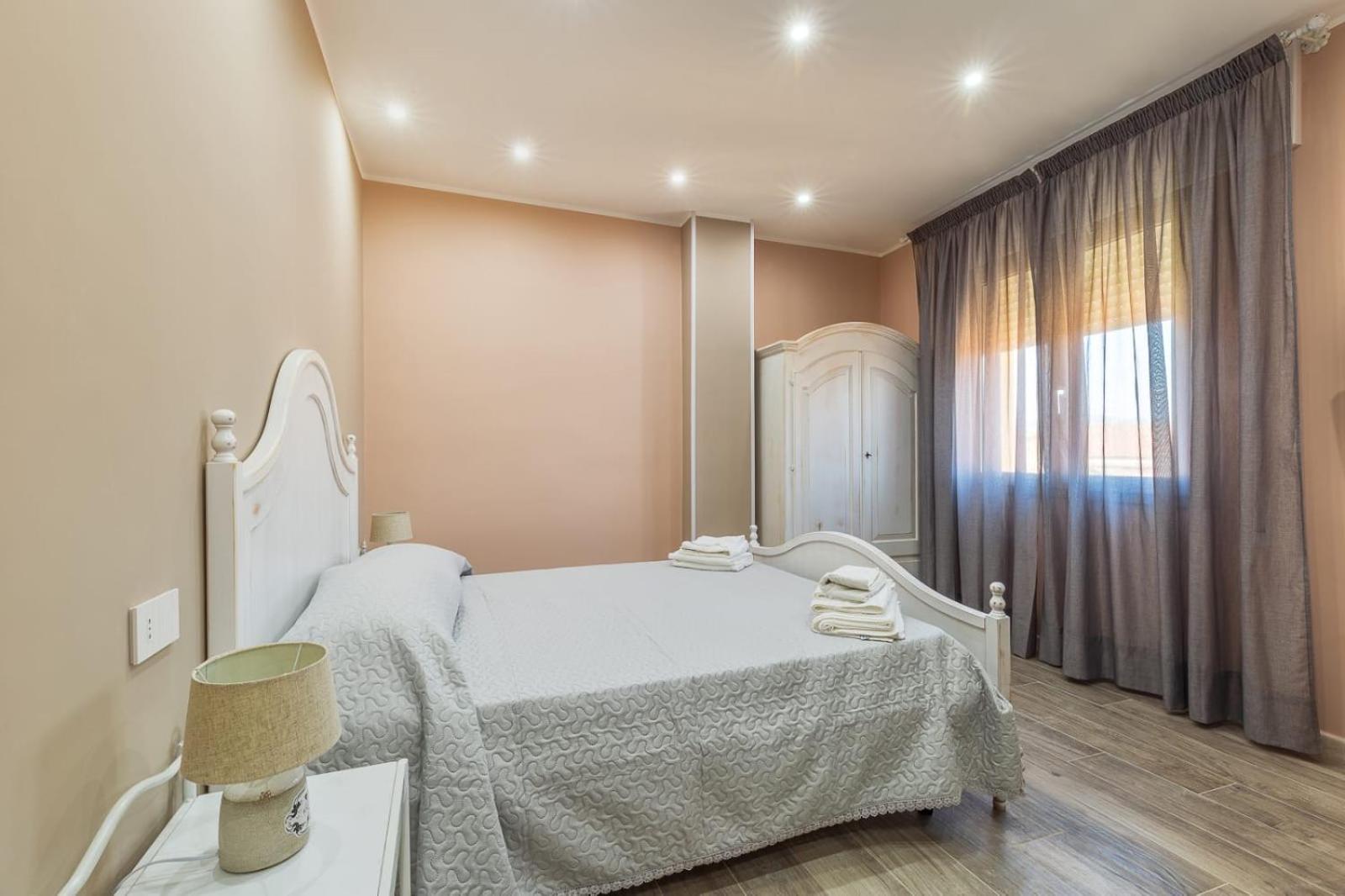Double Room with Private Bathroom - Photo 20
