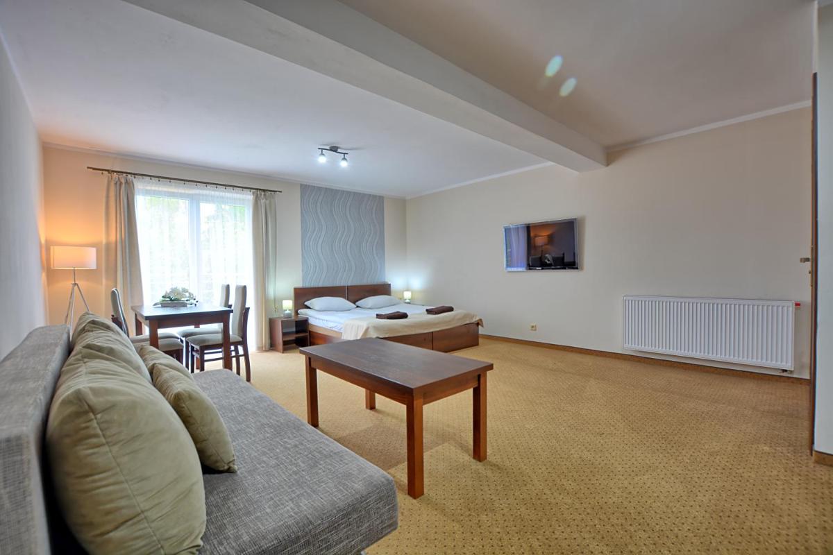 Quadruple Room with Balcony - Photo 1
