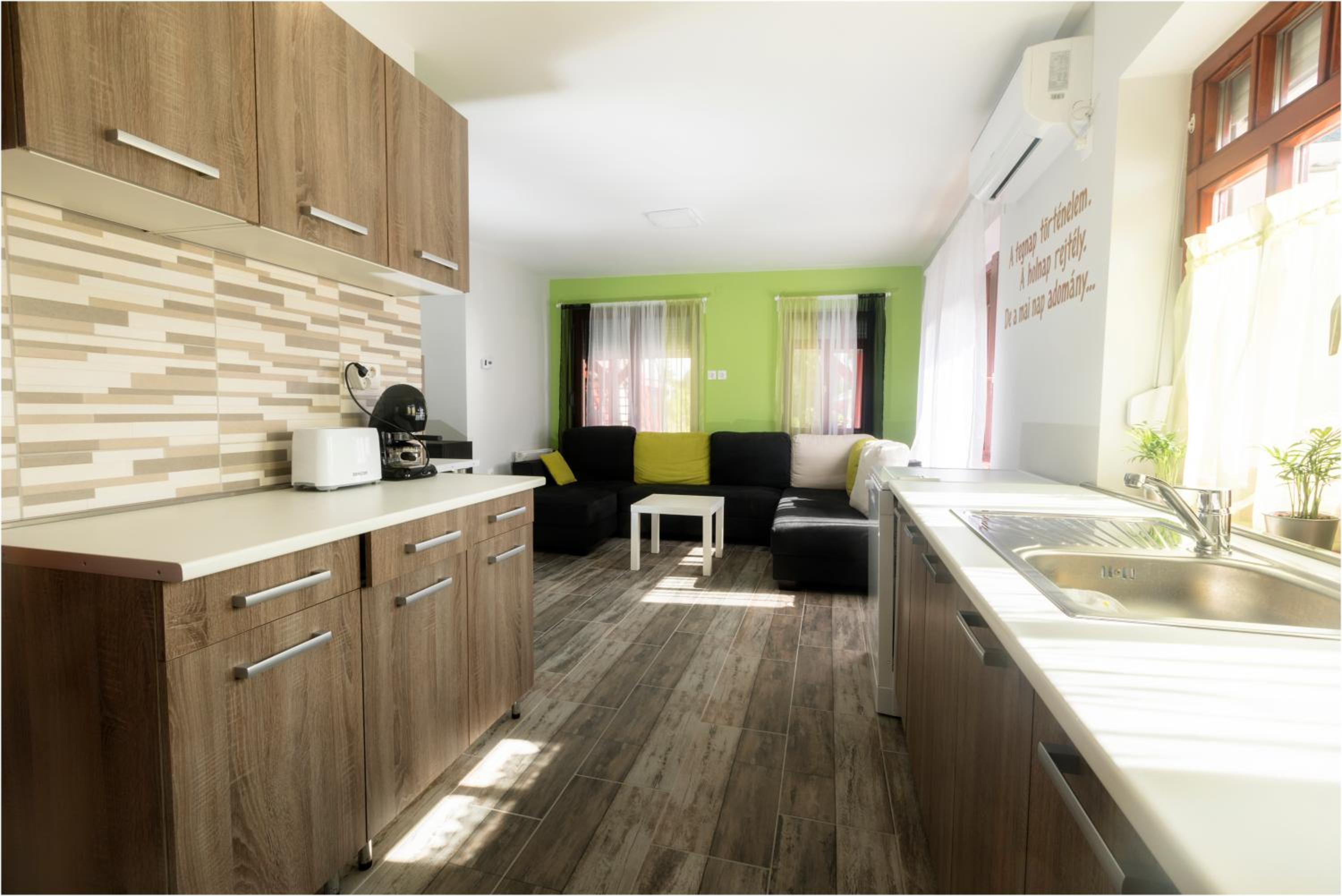 Apartment - Ground Floor photo 3
