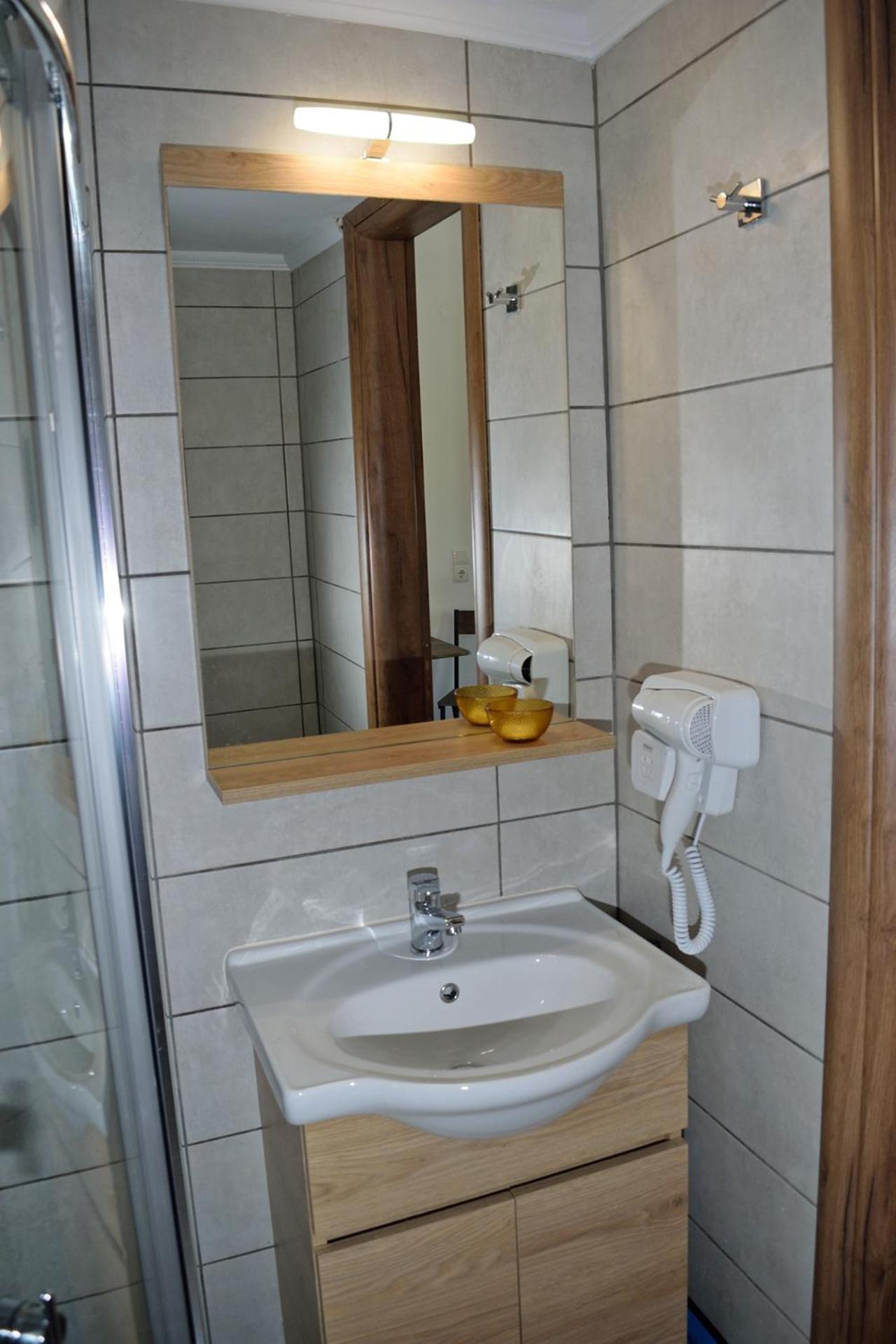 One-Bedroom House photo 3