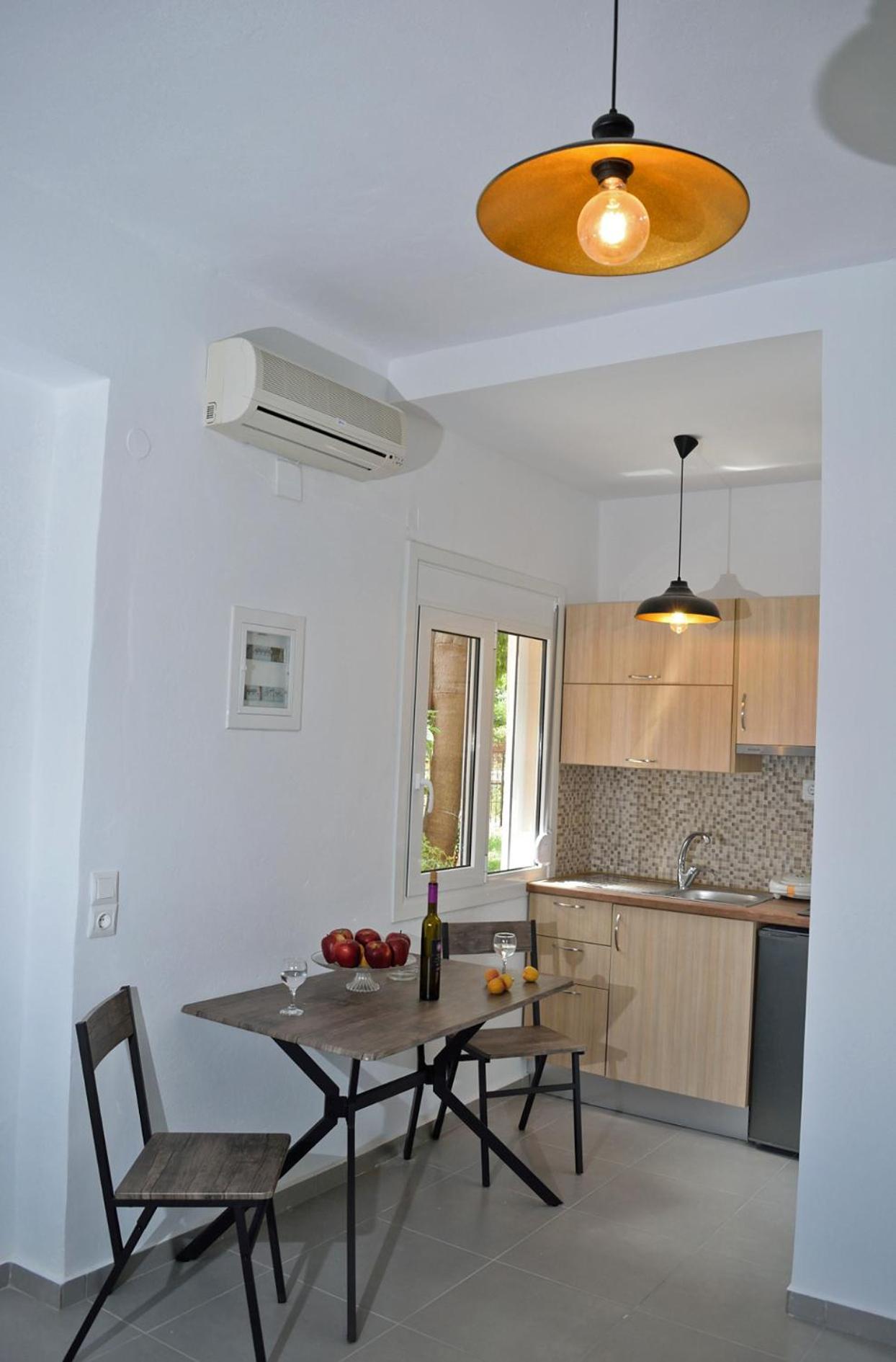 One-Bedroom House photo 2