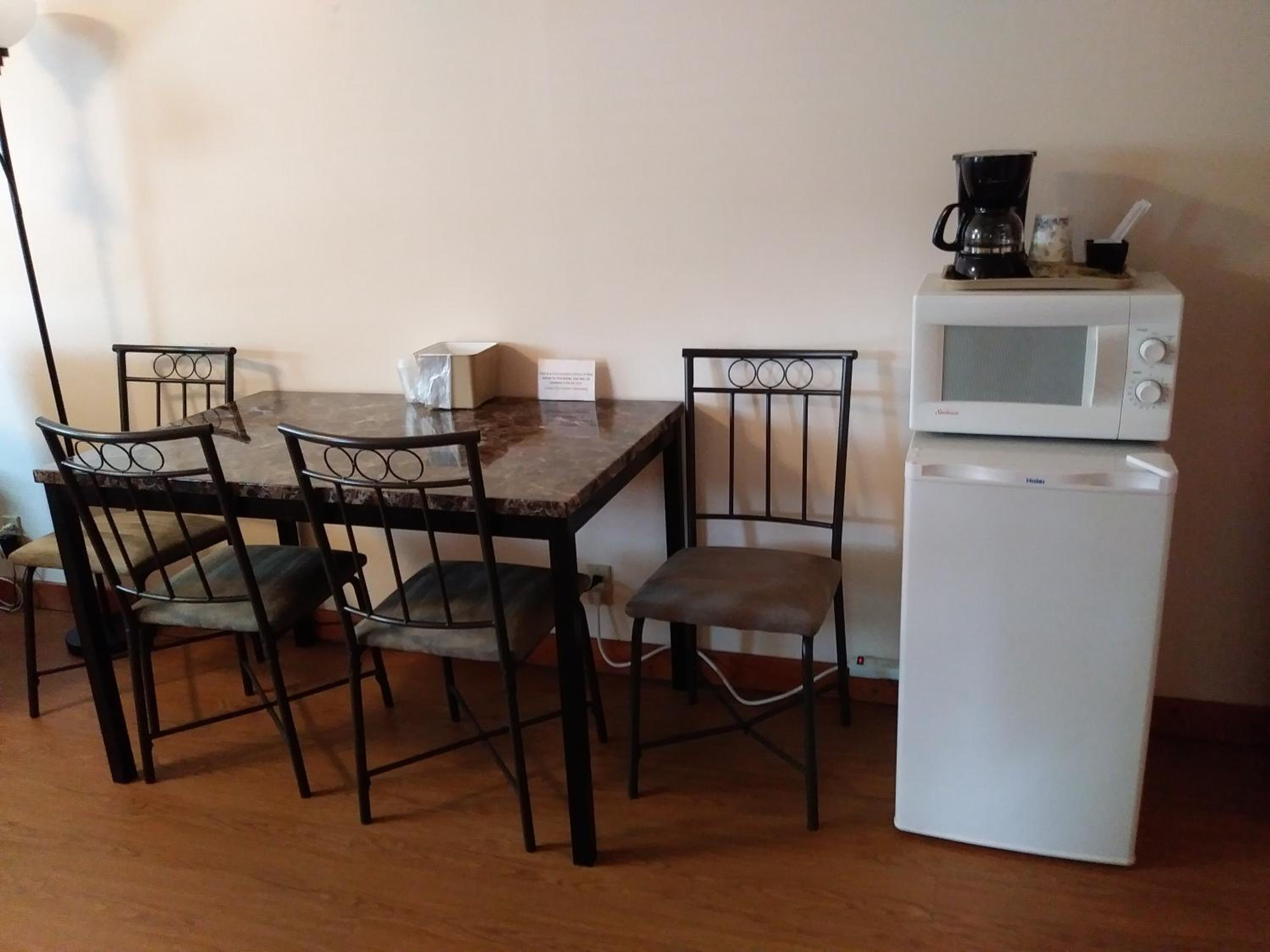 Family Room photo 2