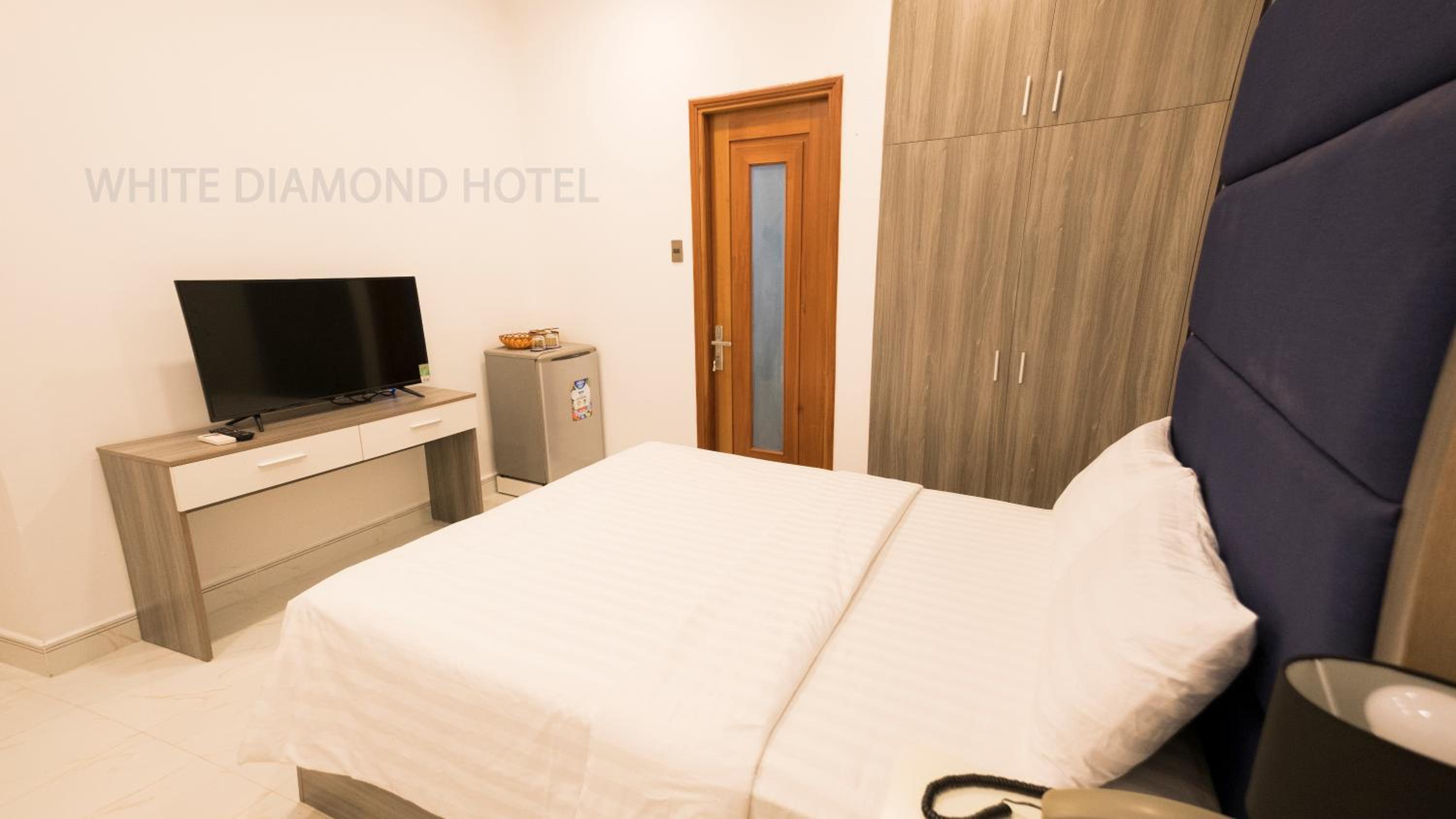 Suite with City View - Photo 6