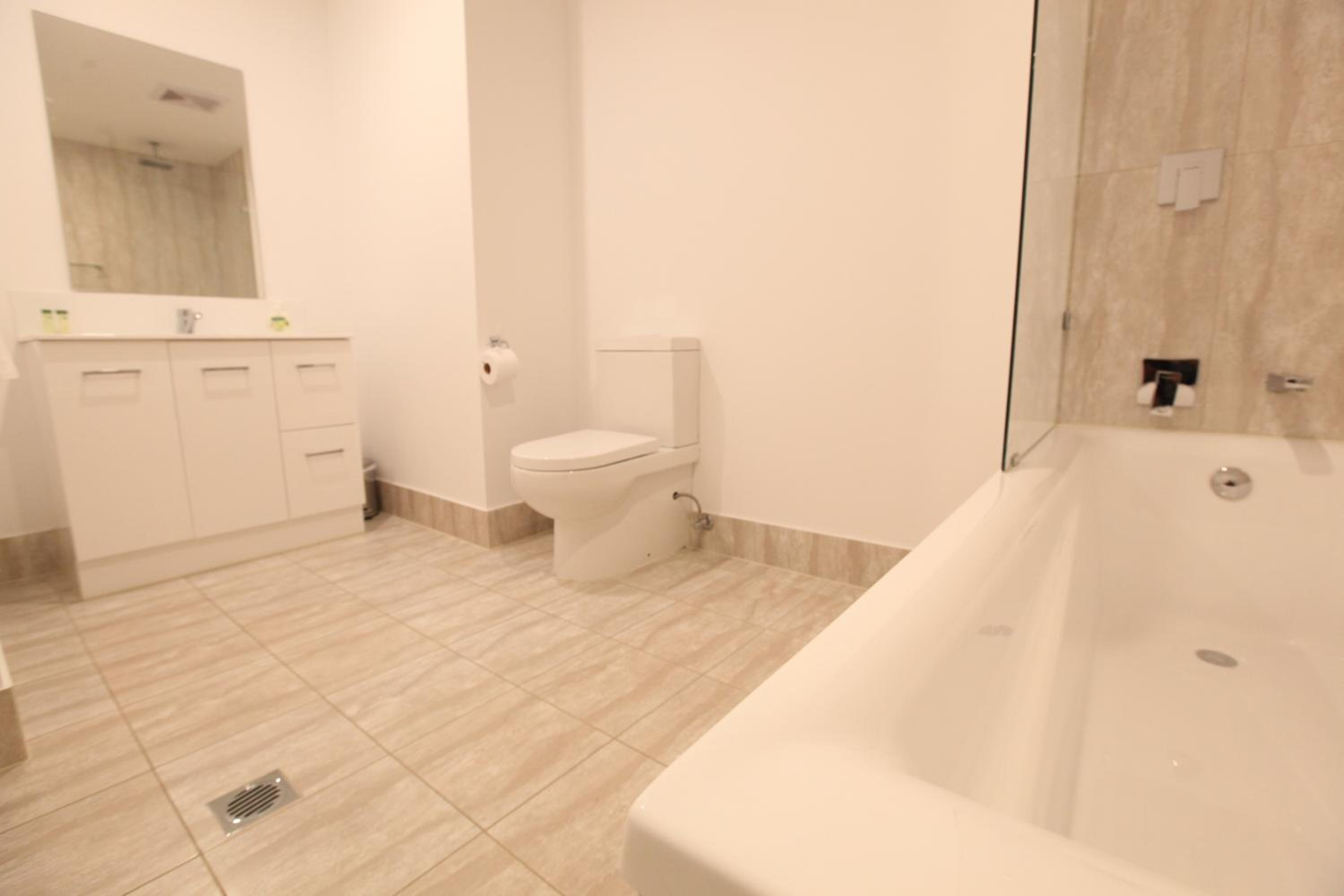 Deluxe One-Bedroom Apartment - Non Pet Friendly