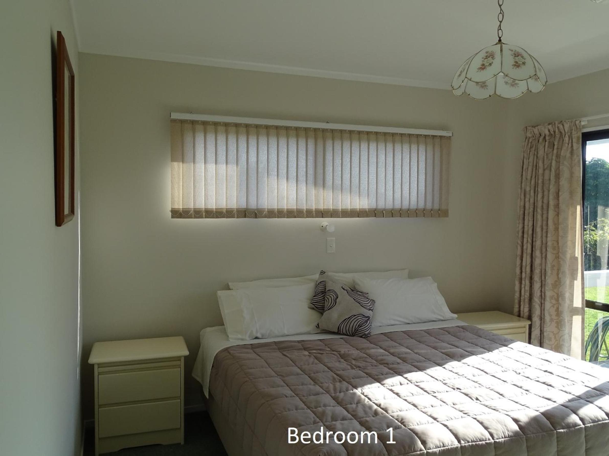 Three-Bedroom Villa - Photo 11
