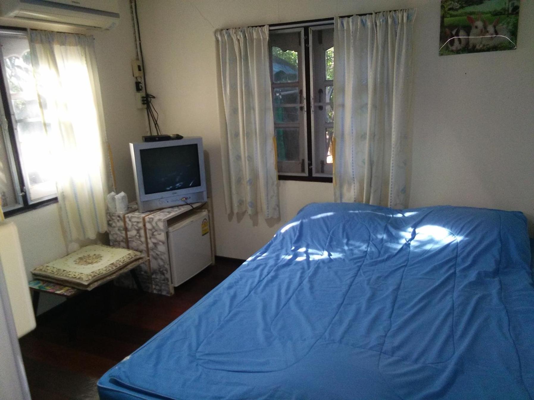 Small Single Room photo 1