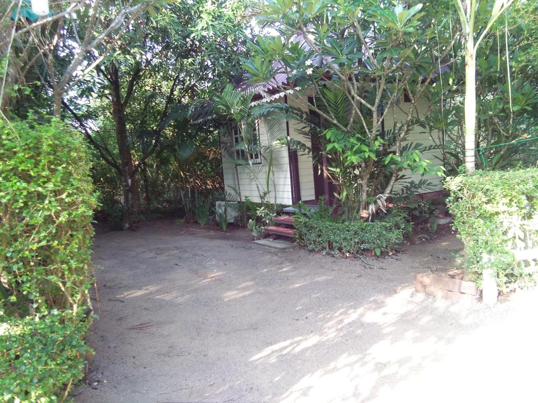 Small Single Room photo 3