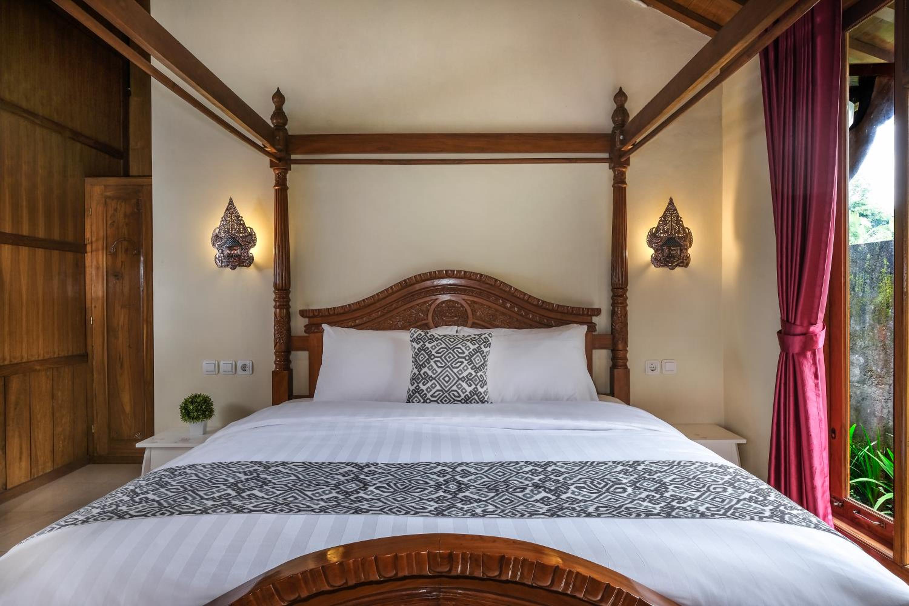 Deluxe Suite - Photo 10