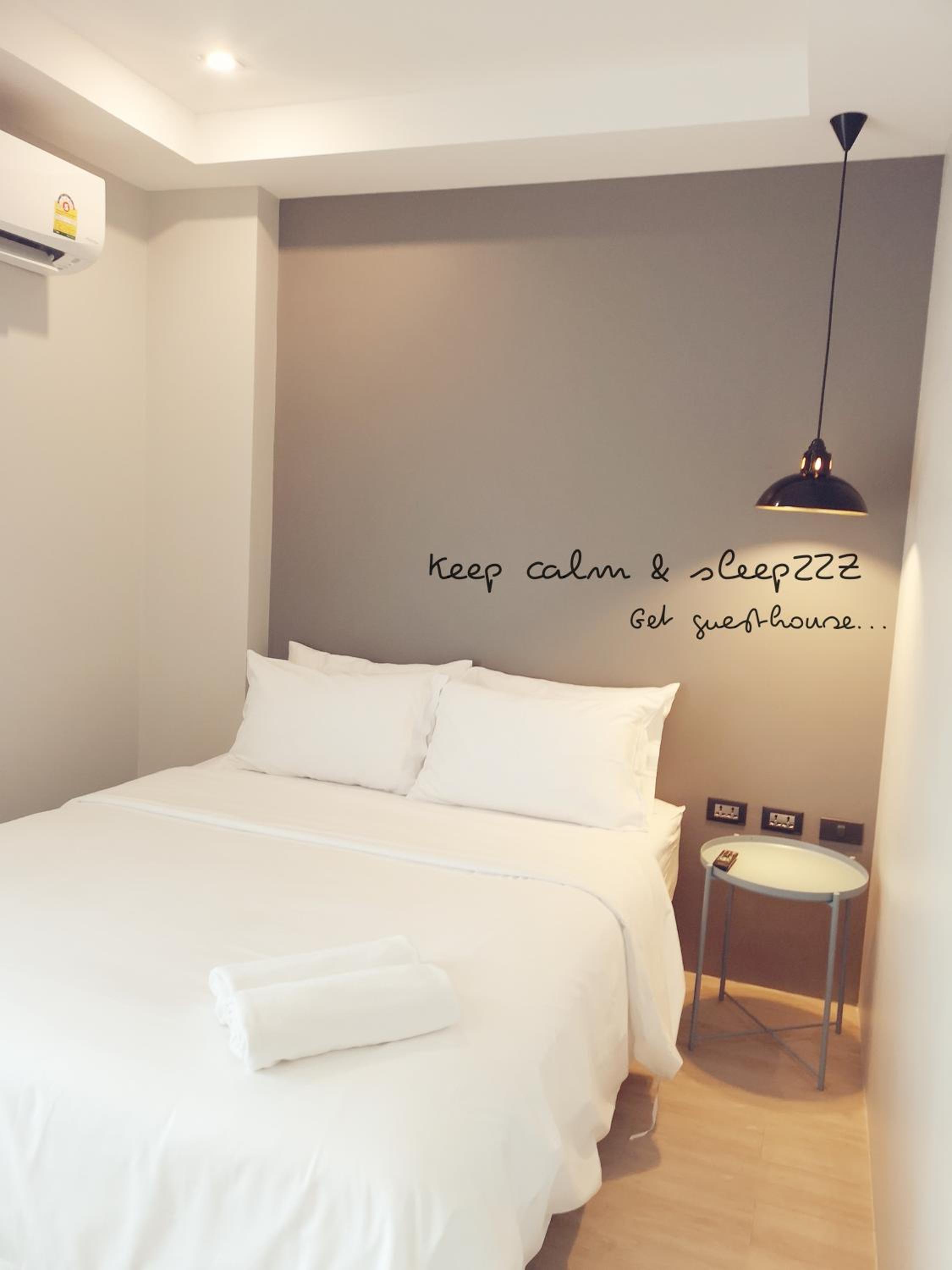 Double Room with Balcony - Photo 2