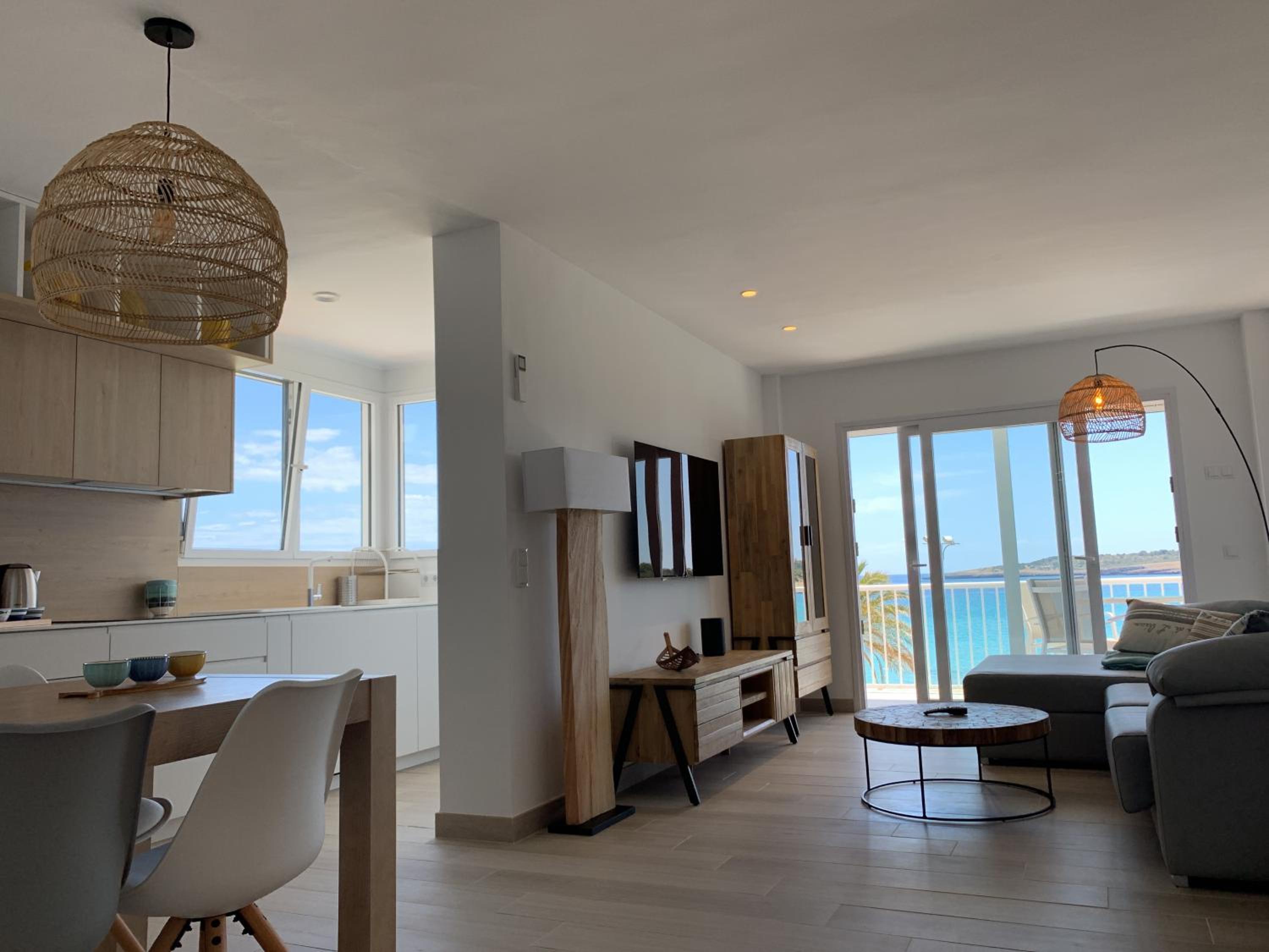 Apartamento con vista al mar