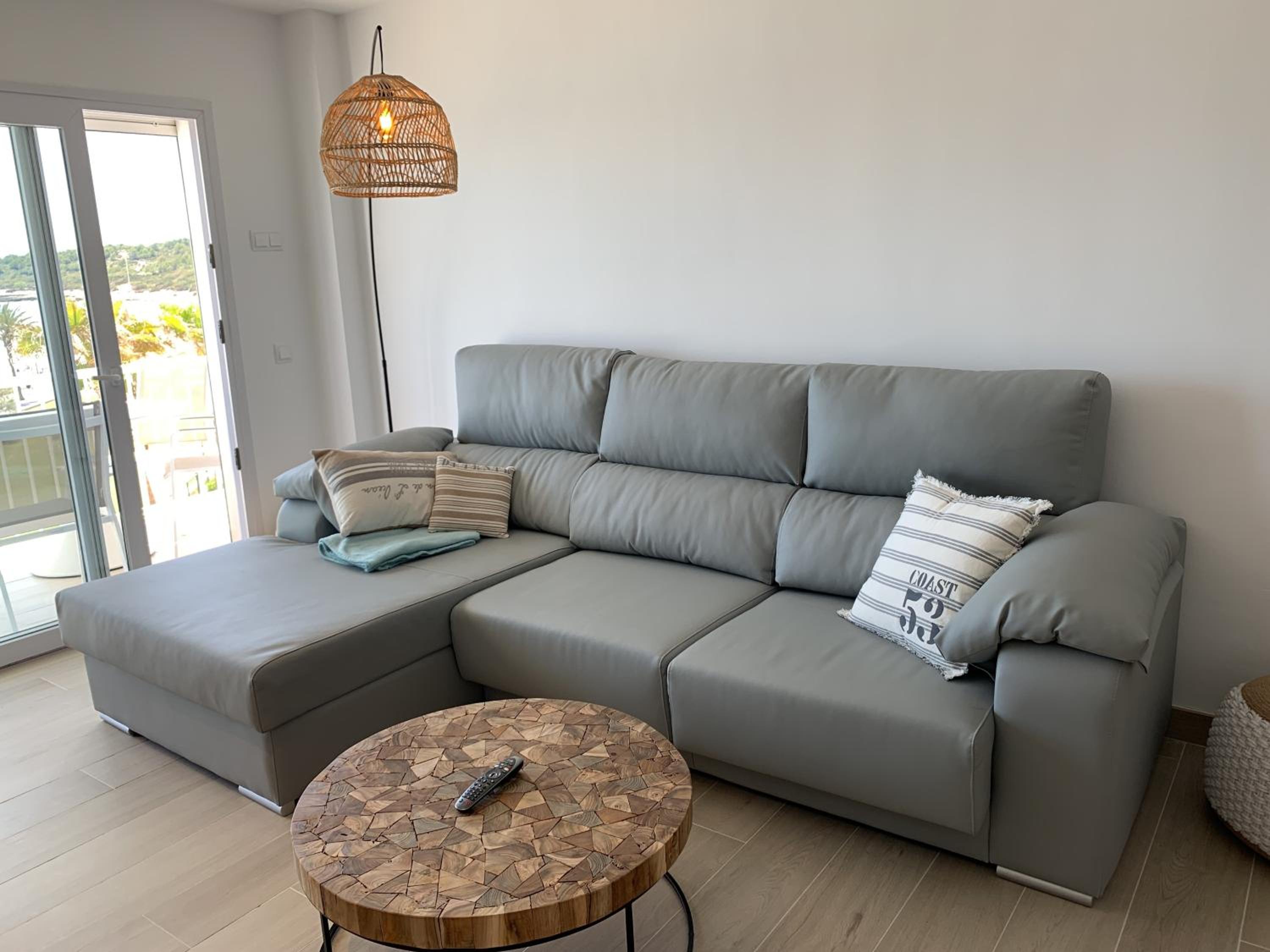 Deluxe Apartment with Sea View photo 2