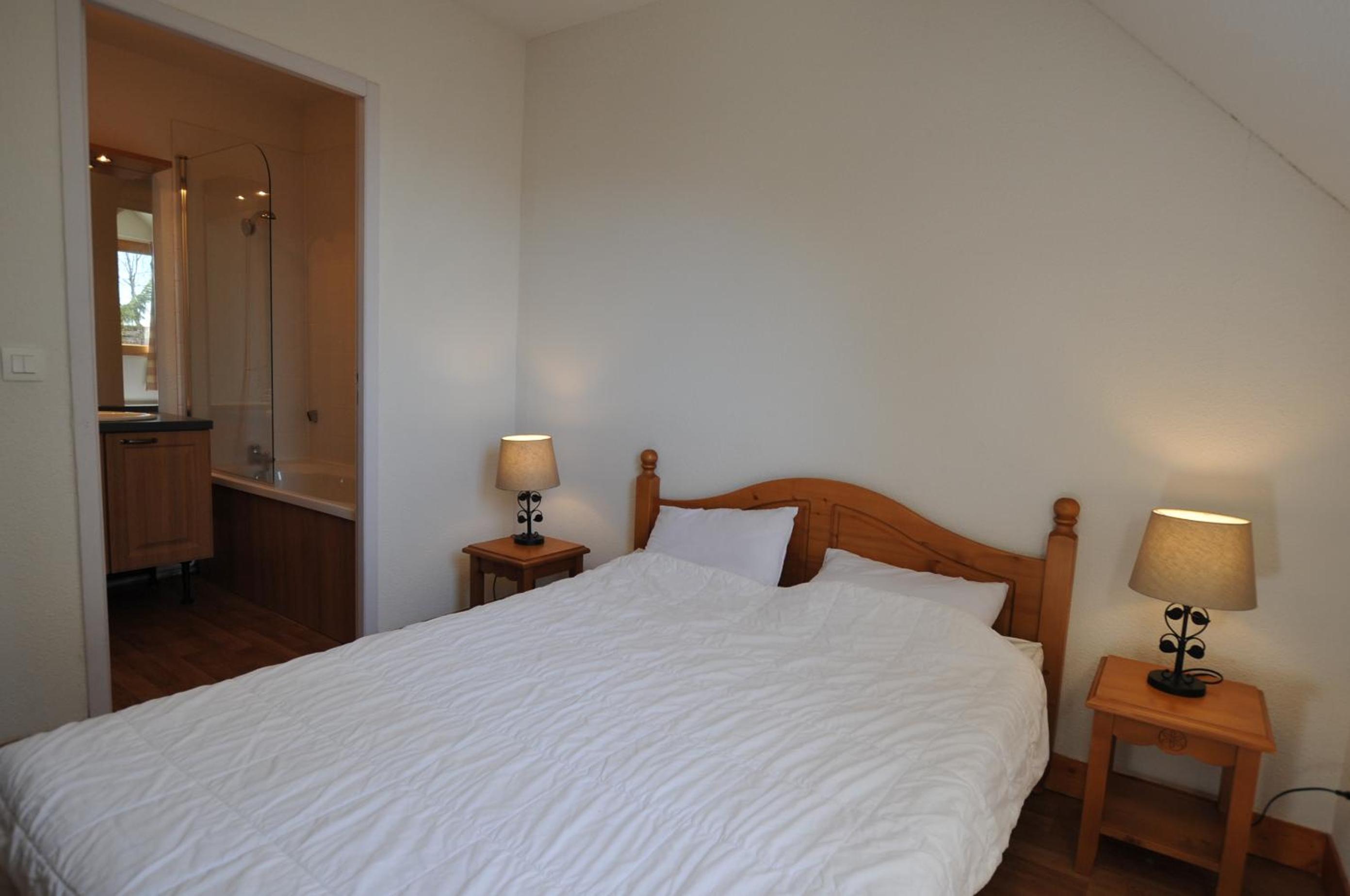 Two Bedroom Duplex Apartment (8 people)