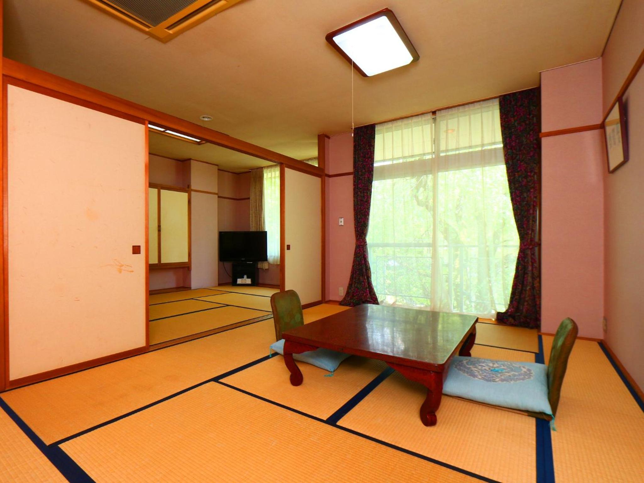 Japanese-Style Quadruple Room